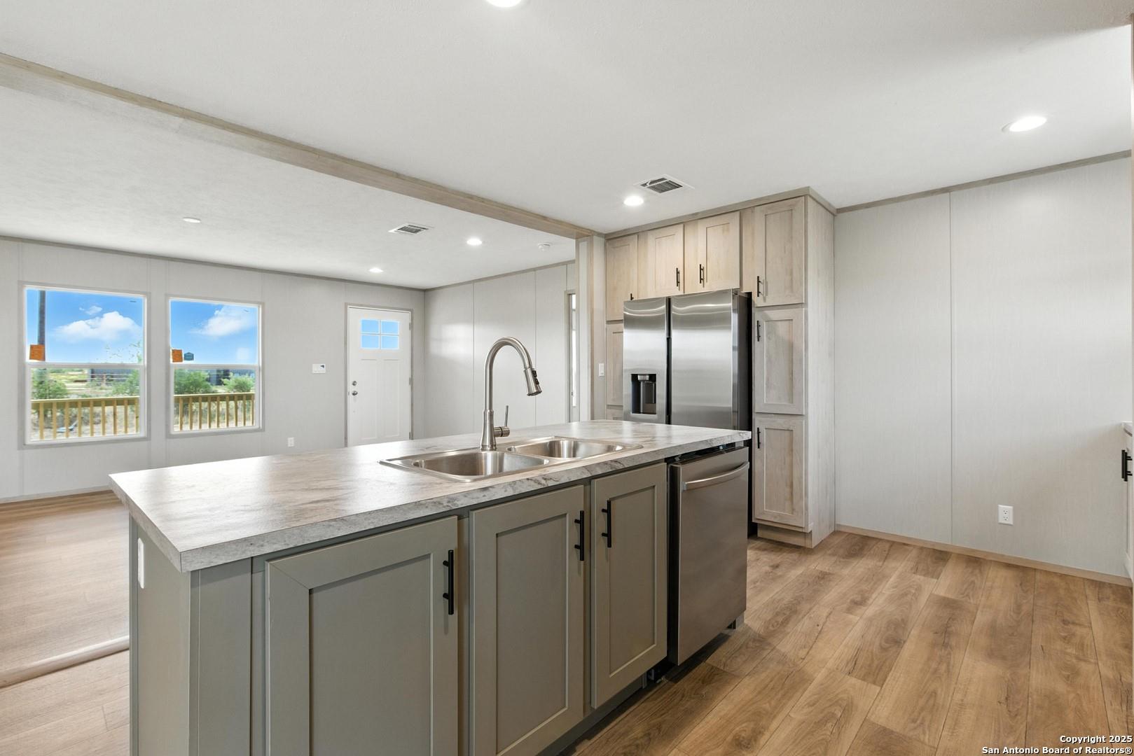 1350 Barth Rd, Dale, TX 78616