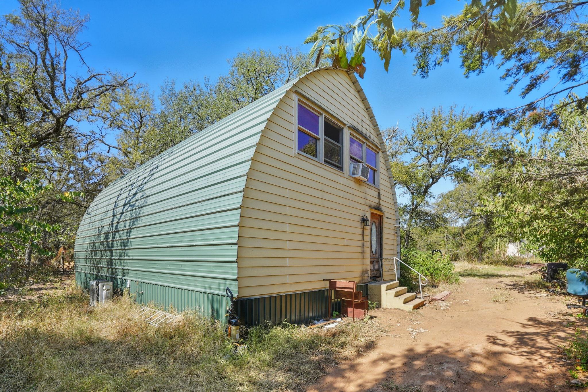 201 Deer Springs Loop, Burnet, TX 78611