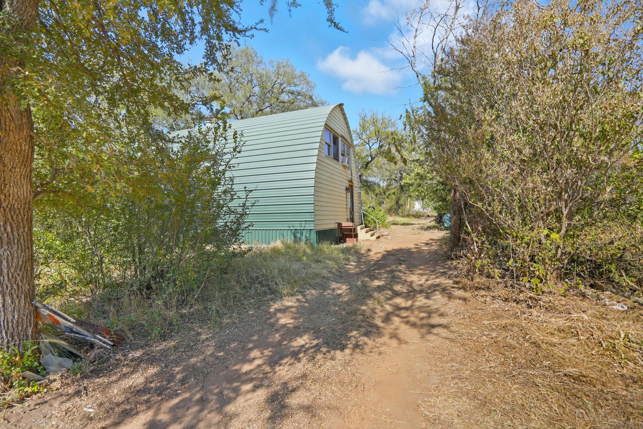 201 Deer Springs Loop, Burnet, TX 78611