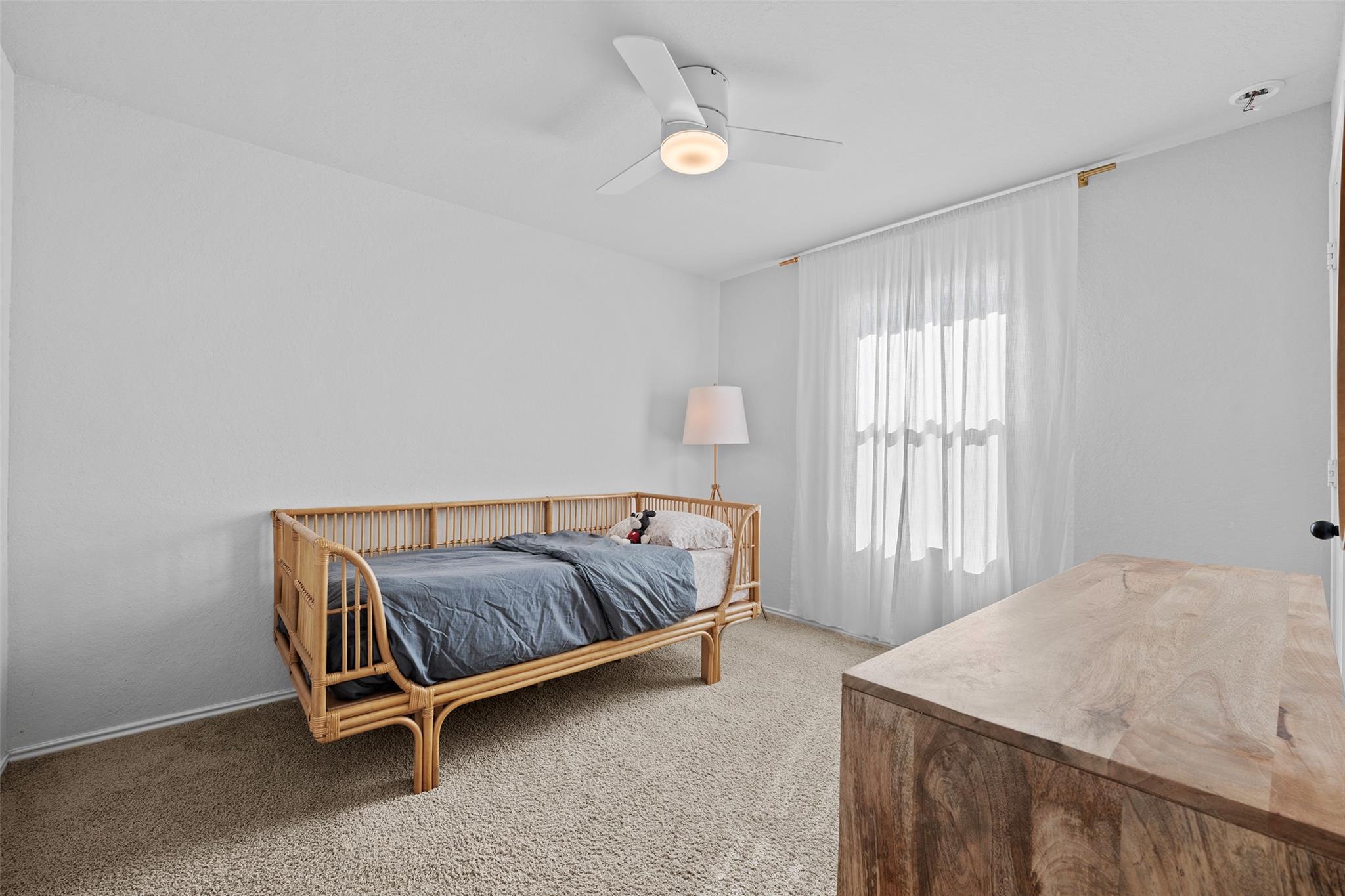 144 Calgary Ln, San Marcos, TX 78666