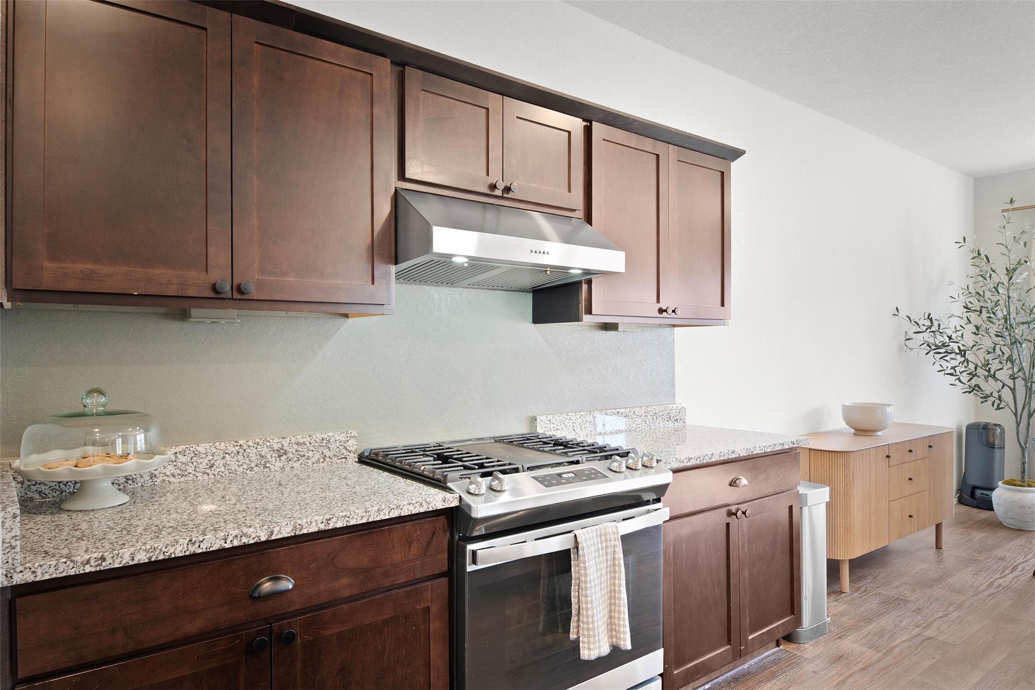 144 Calgary Ln, San Marcos, TX 78666