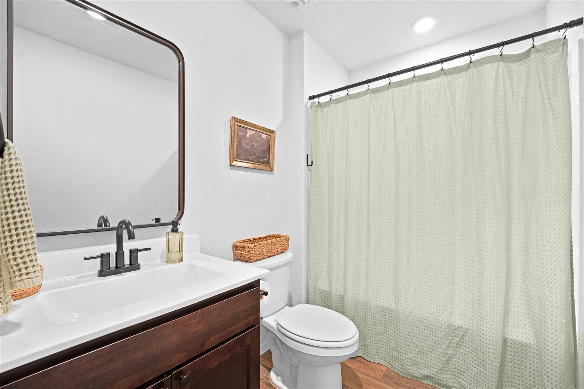 144 Calgary Ln, San Marcos, TX 78666