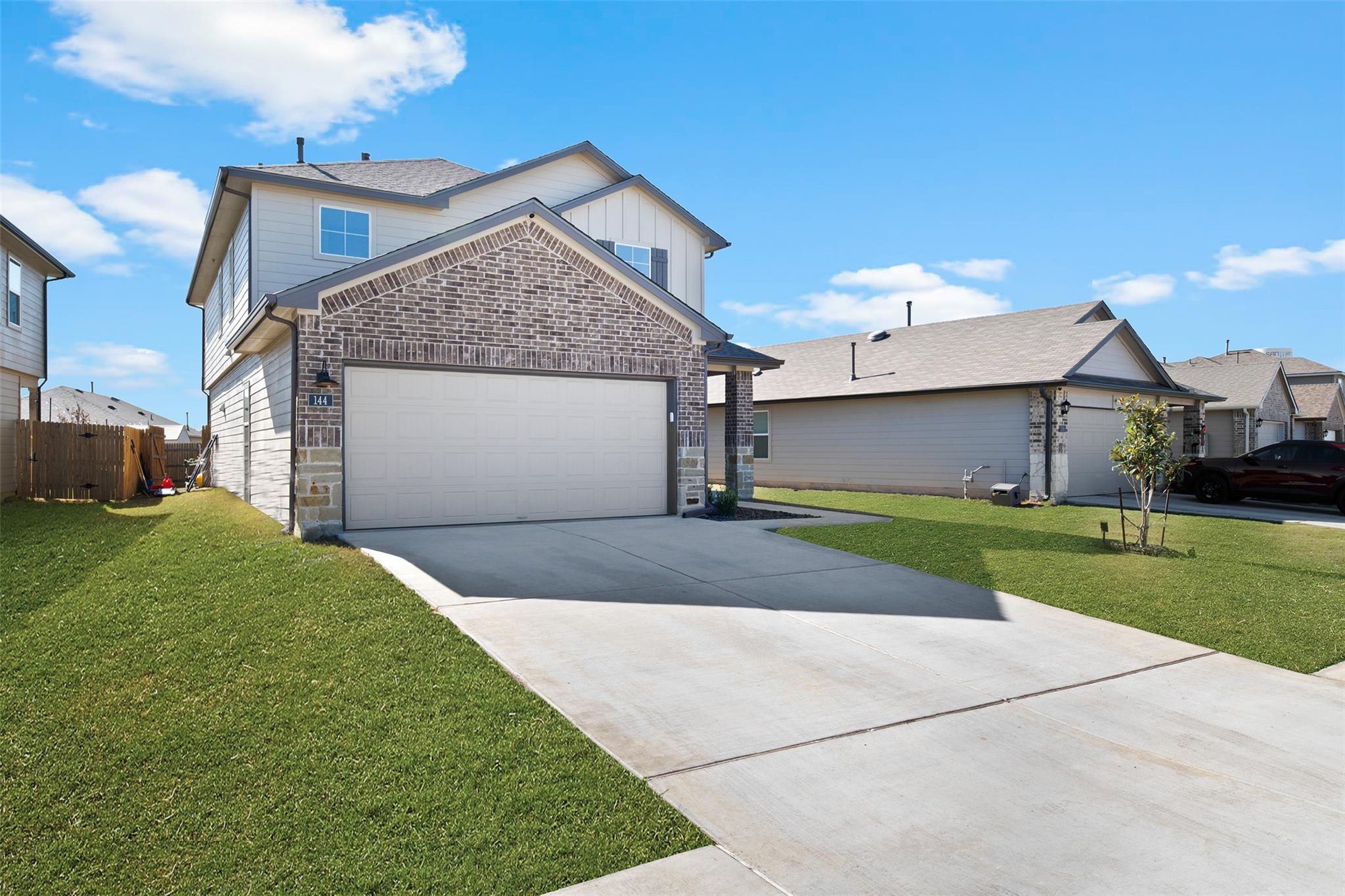 144 Calgary Ln, San Marcos, TX 78666