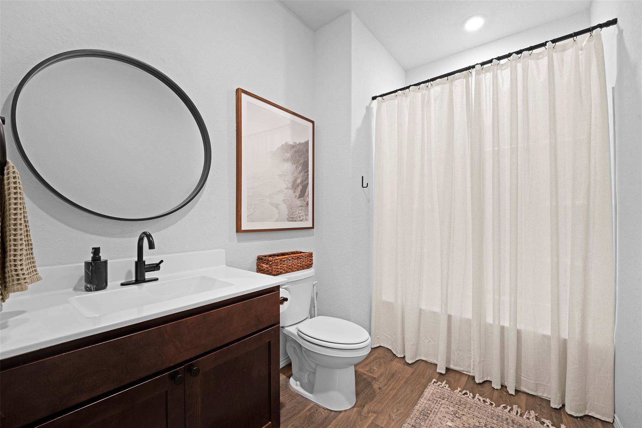 144 Calgary Ln, San Marcos, TX 78666