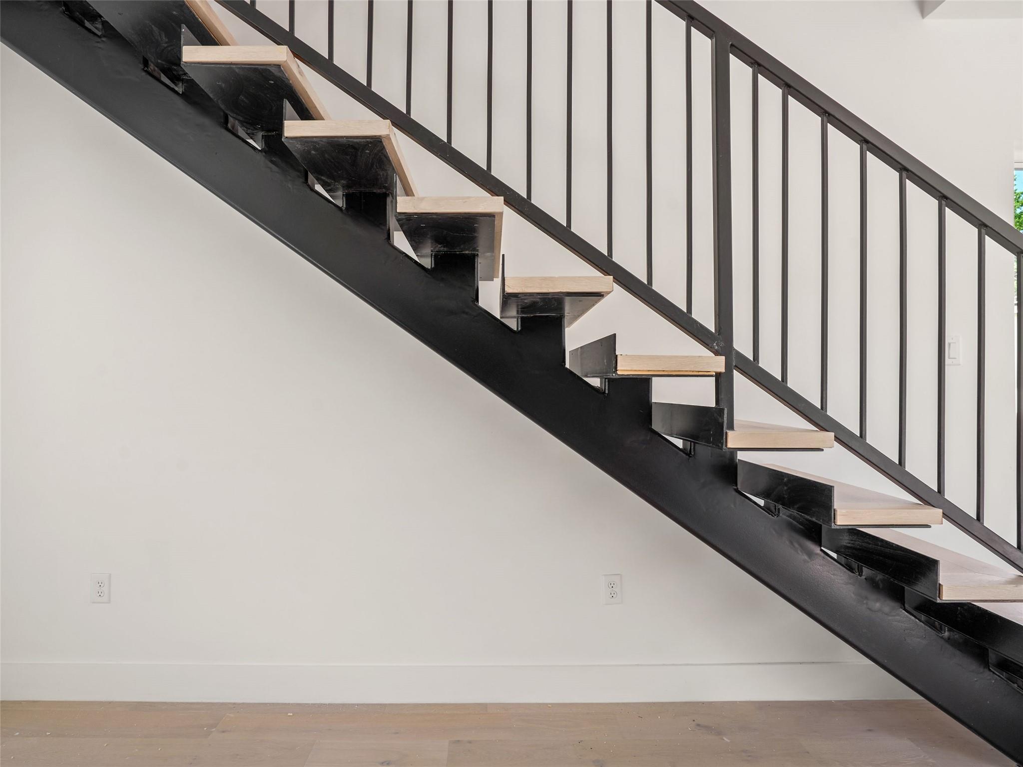 2609 Davis Ln # 2, Austin, TX 78745