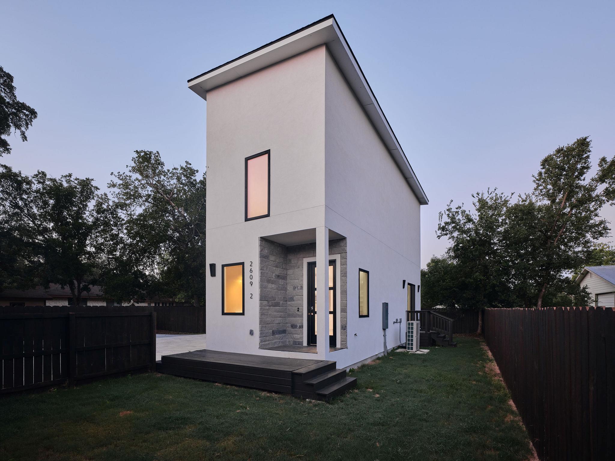 2609 Davis Ln # 2, Austin, TX 78745