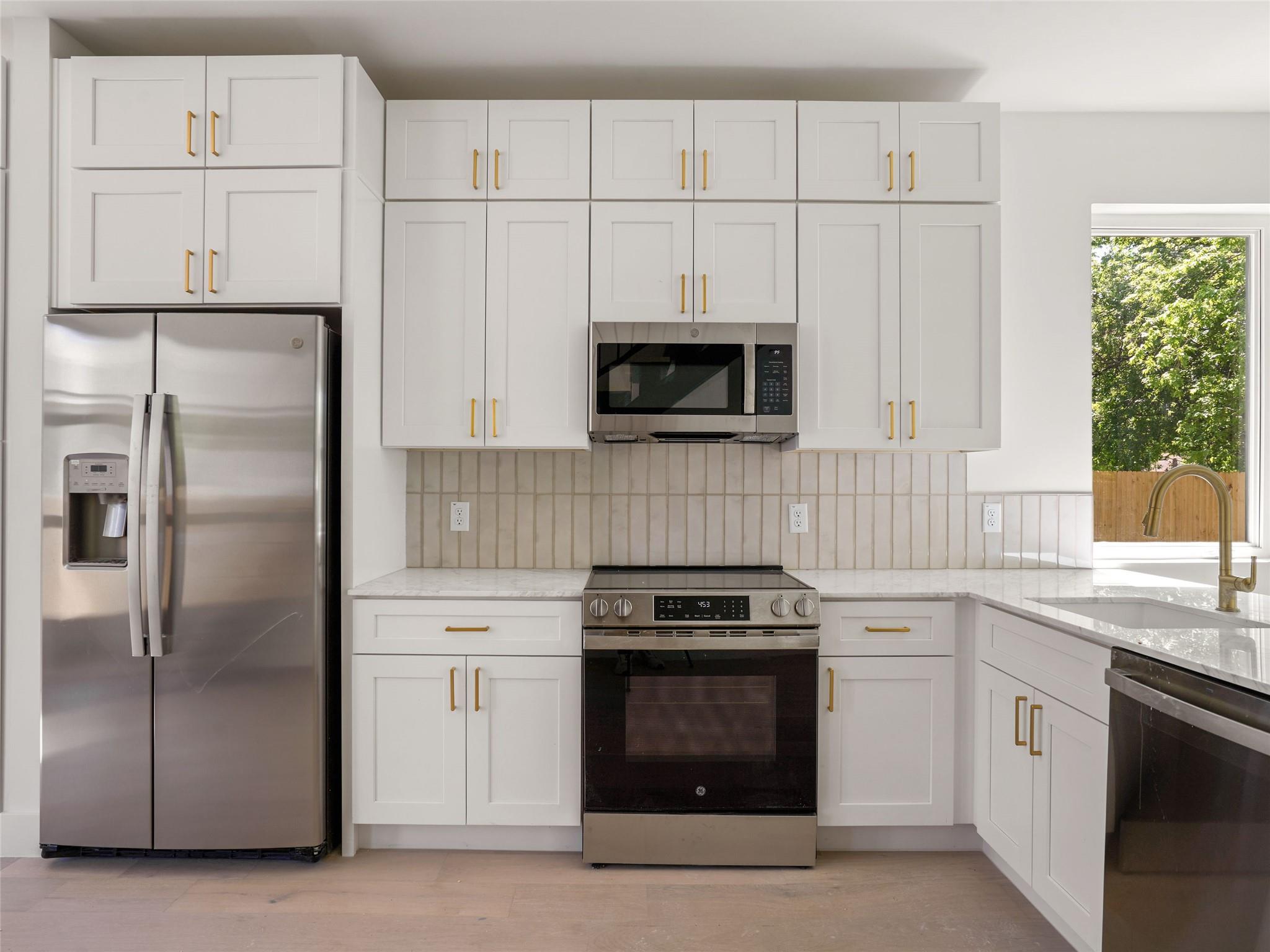 2609 Davis Ln # 2, Austin, TX 78745