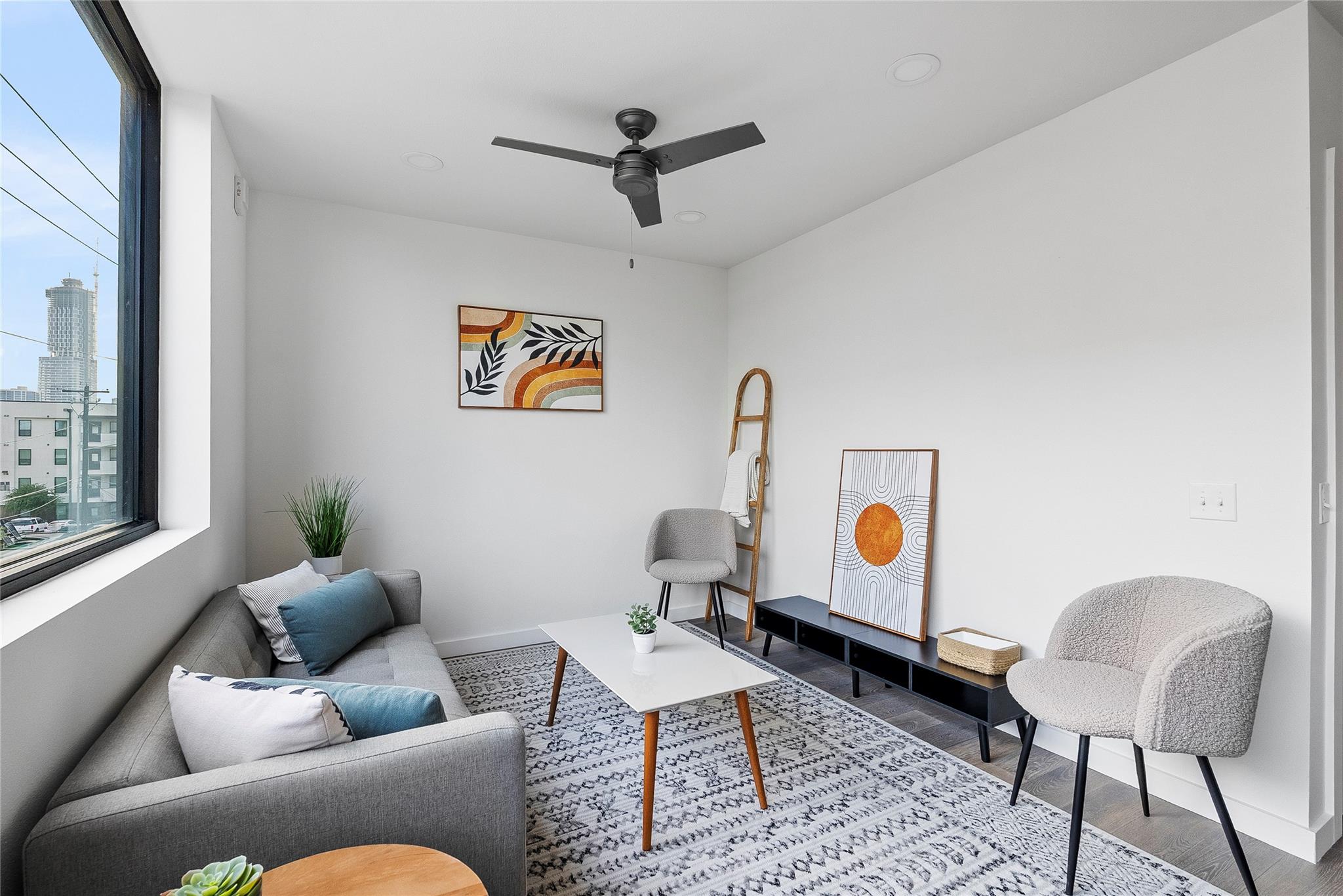 1800 E 4th St # 296, Austin, TX 78702