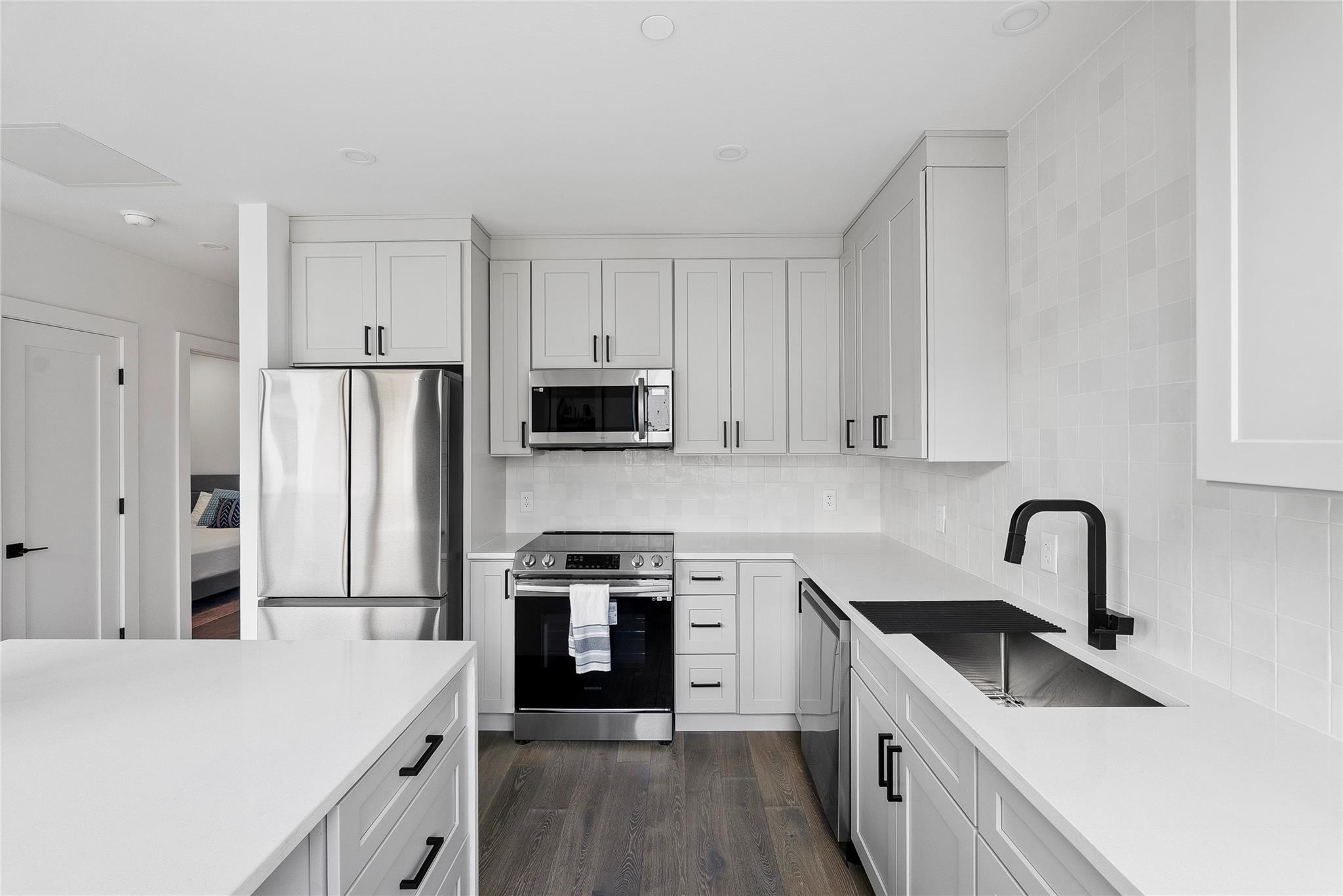 1800 E 4th St # 296, Austin, TX 78702