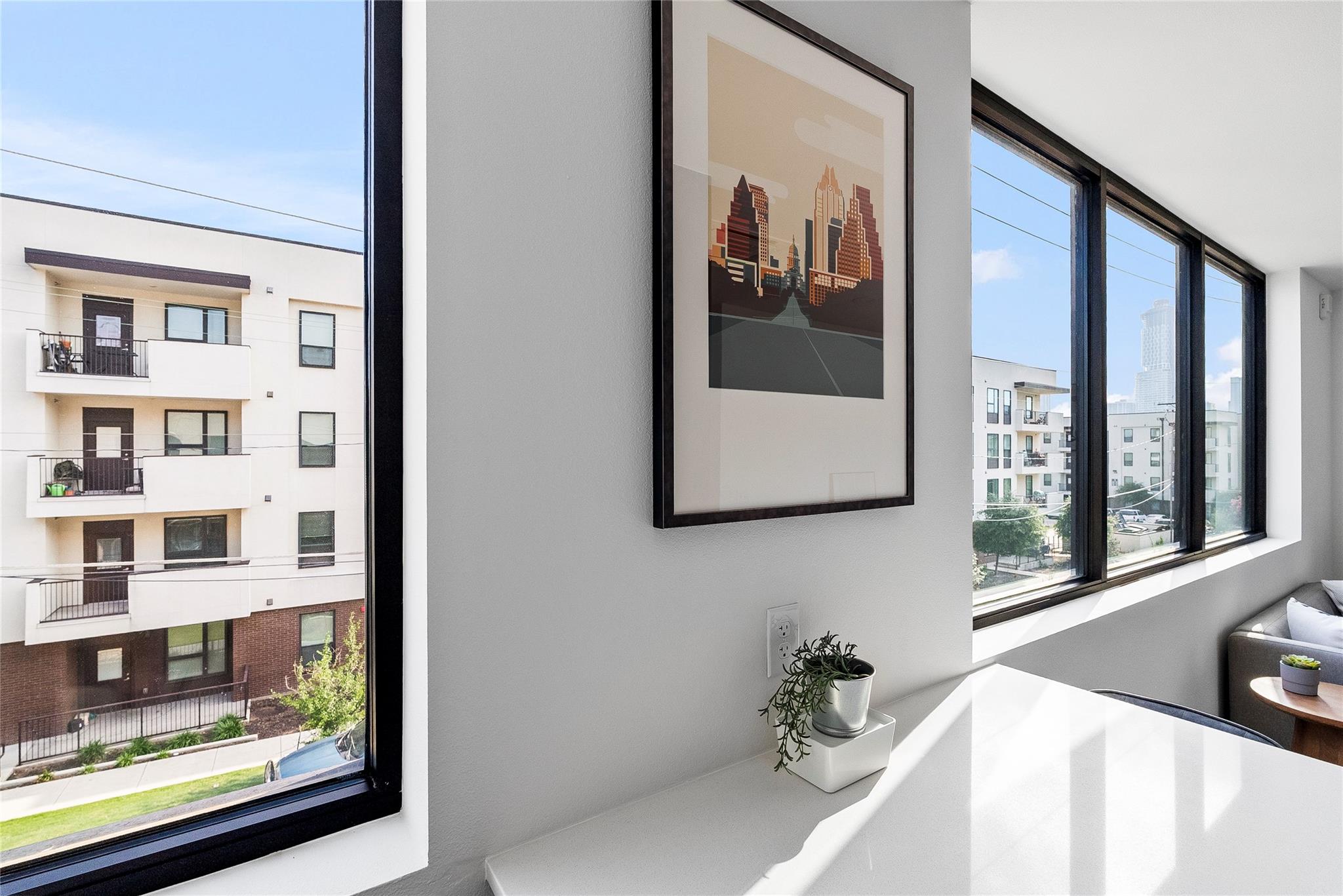 1800 E 4th St # 296, Austin, TX 78702