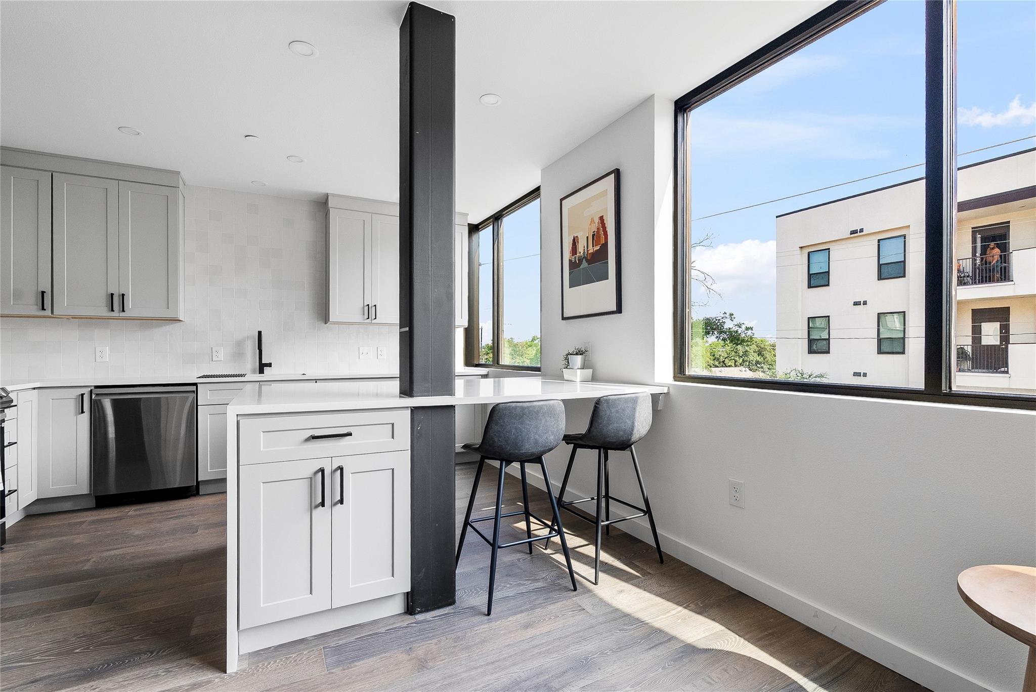 1800 E 4th St # 296, Austin, TX 78702