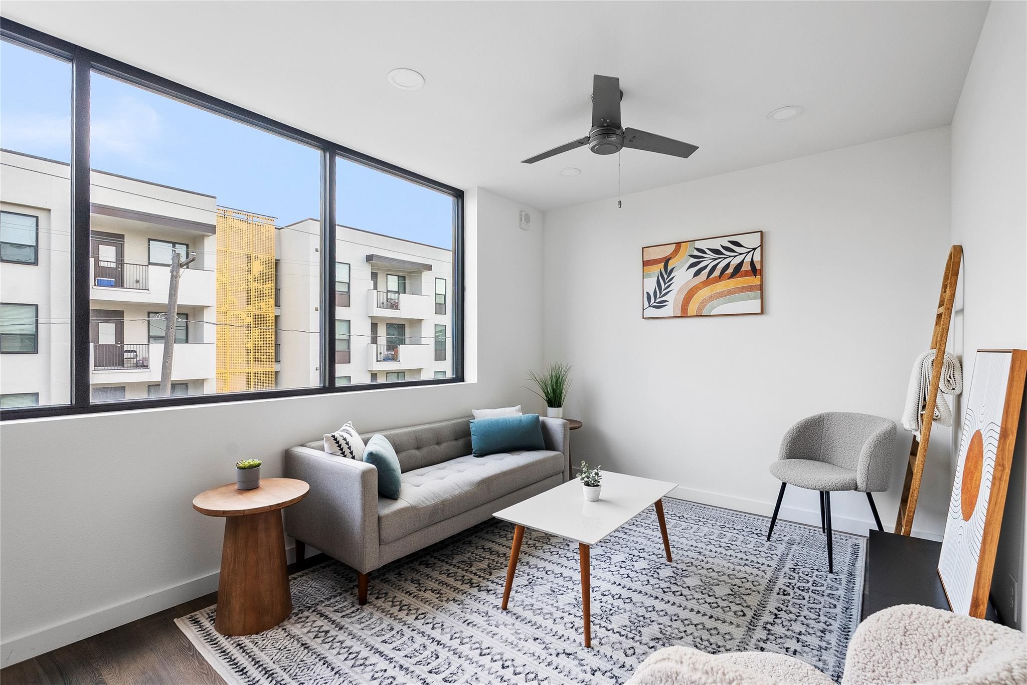 1800 E 4th St # 296, Austin, TX 78702