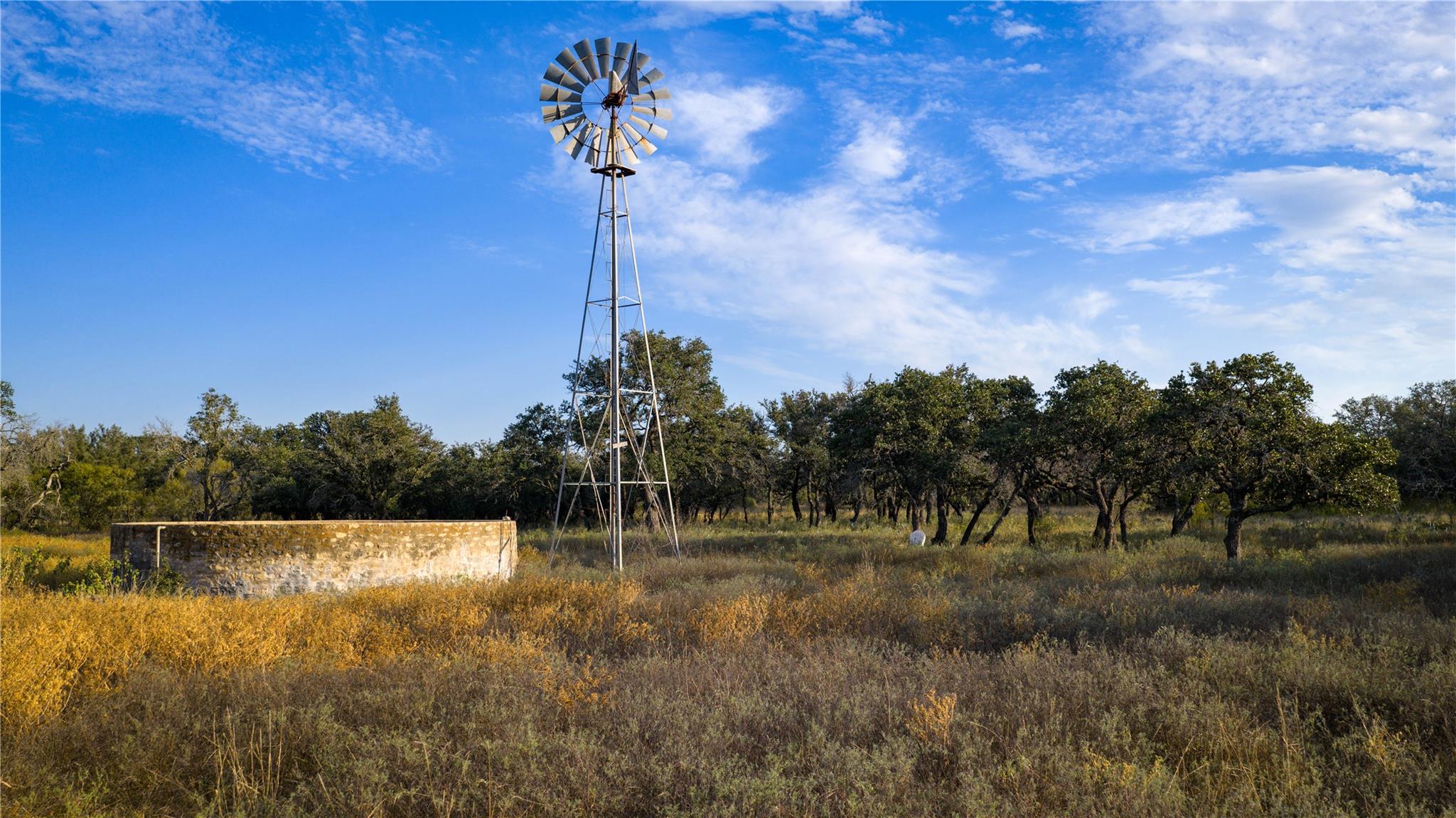 8500 Buck Ridge Dr, Brady, TX 76858