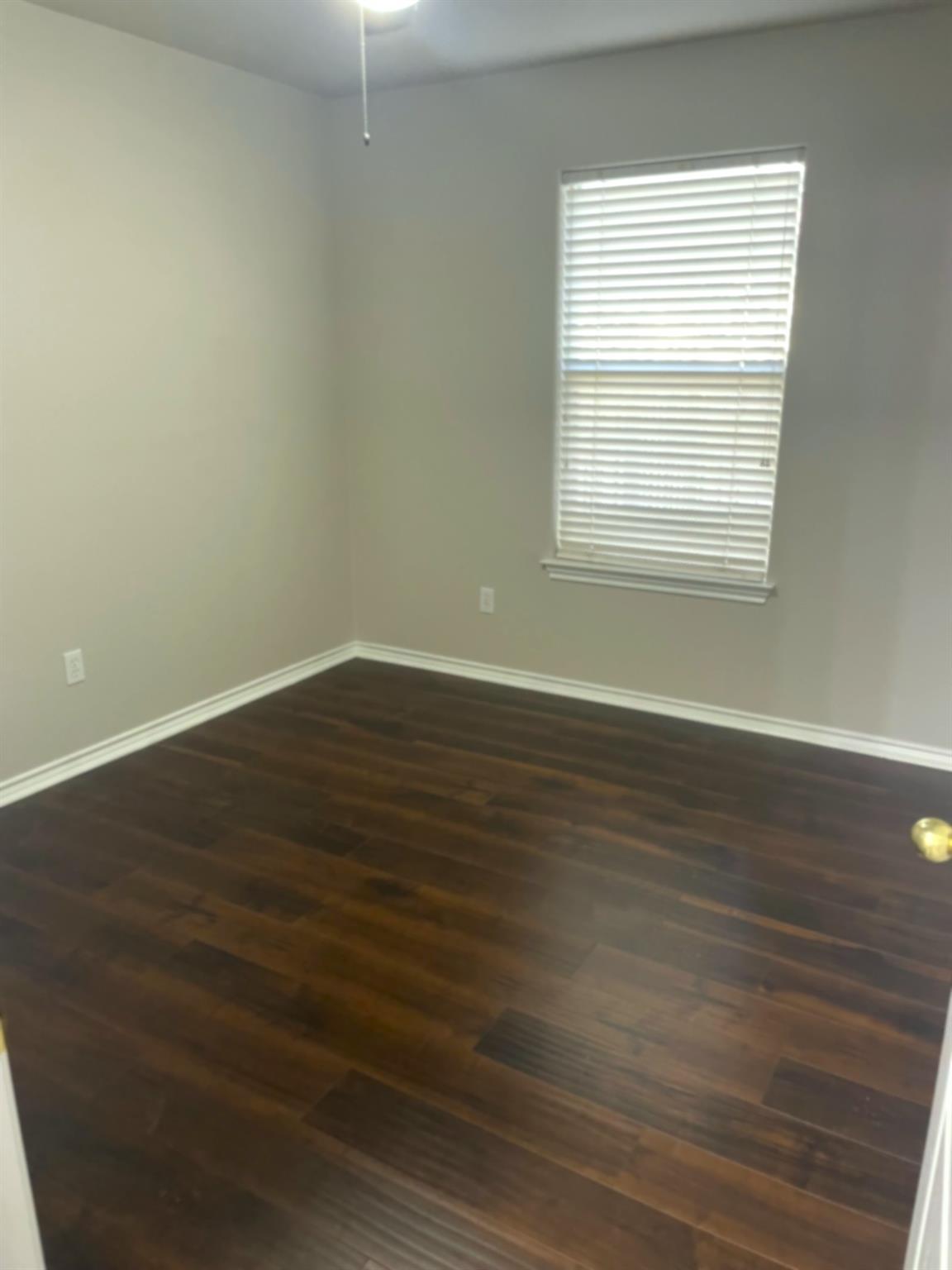 18701 Venture Dr, Point Venture, TX 78645