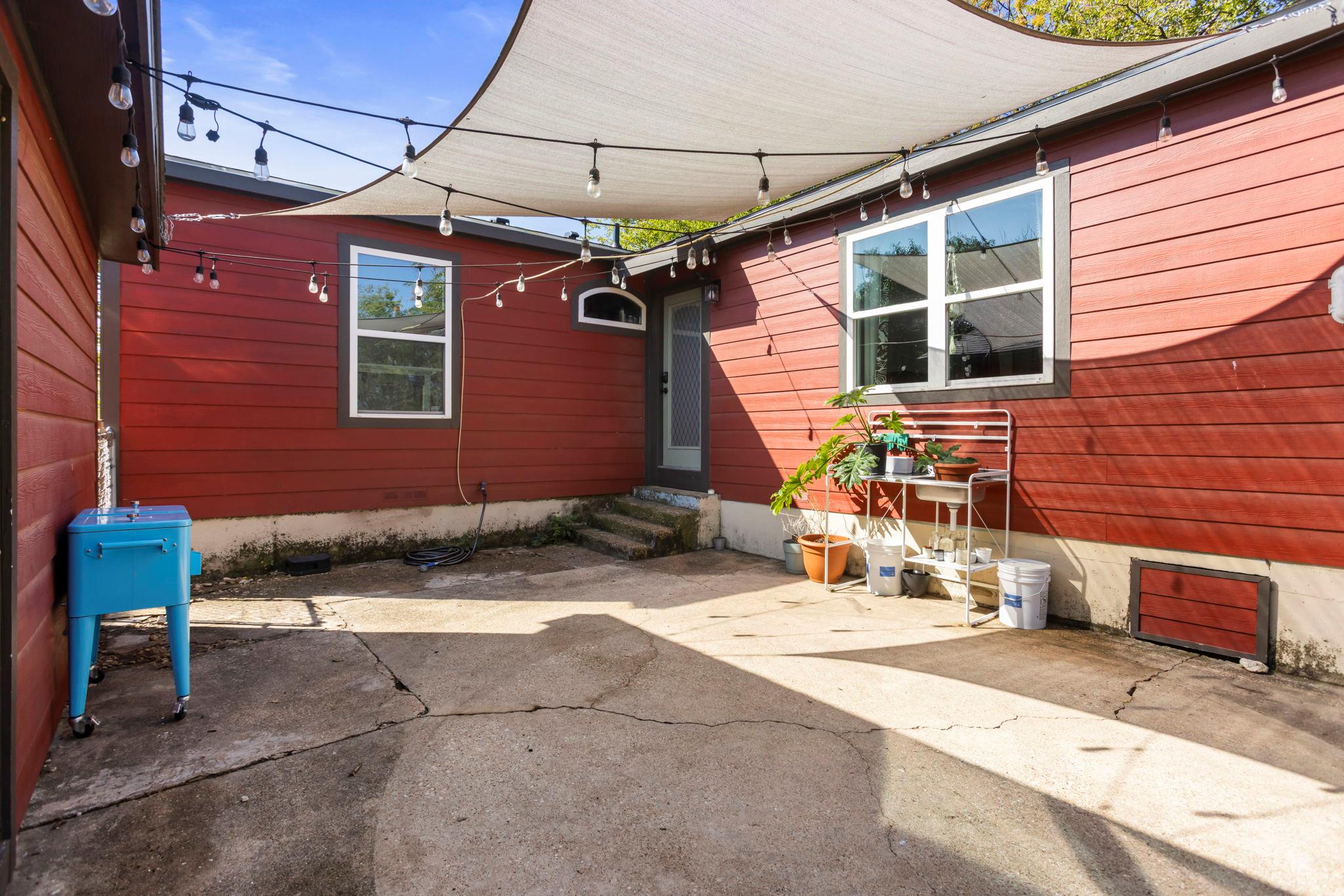 303 W Avenue I Ave, Belton, TX 76513