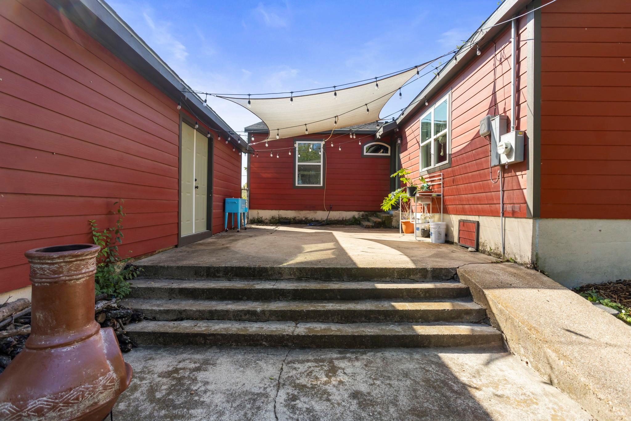 303 W Avenue I Ave, Belton, TX 76513