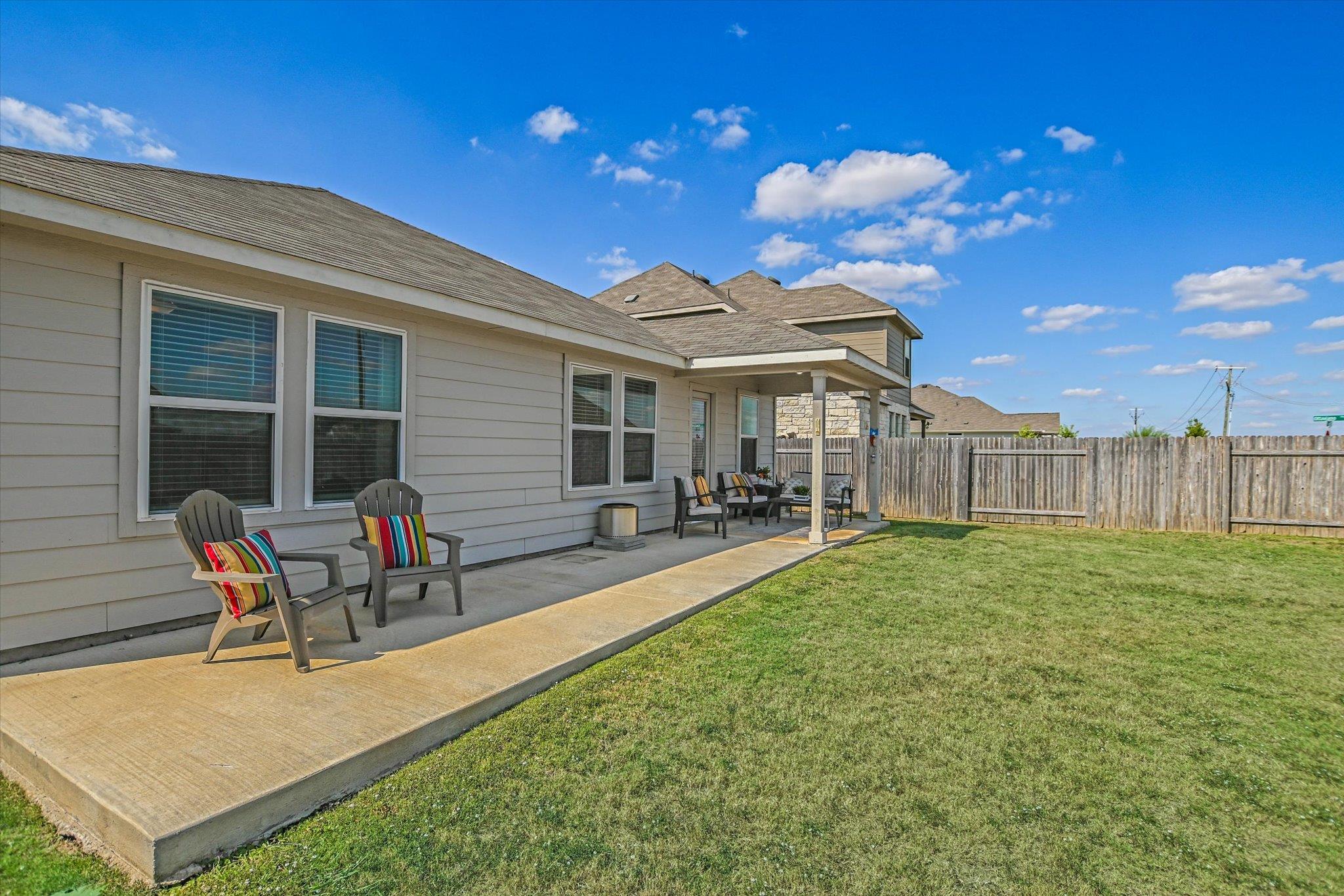 110 Santo Spirit Rd, Hutto, TX 78634