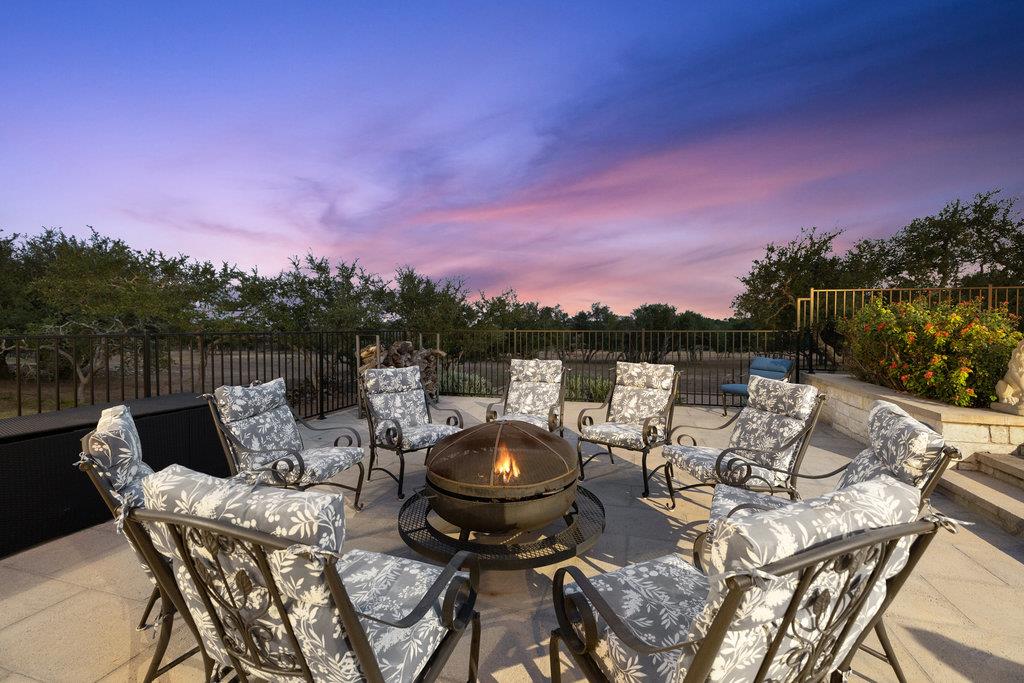 18601 Madrone Vista Dr, Austin, TX 78738