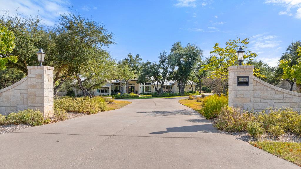 18601 Madrone Vista Dr, Austin, TX 78738