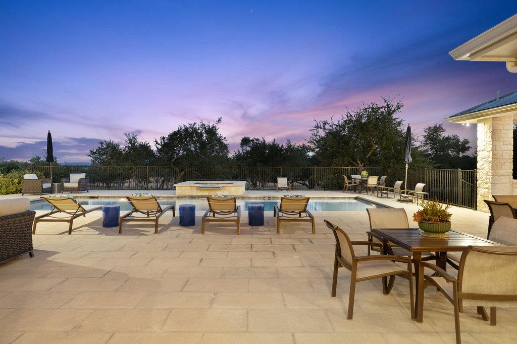 18601 Madrone Vista Dr, Austin, TX 78738