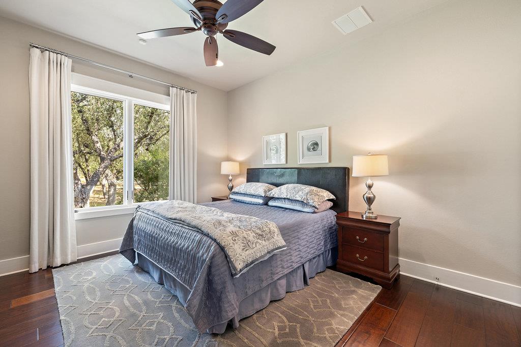 18601 Madrone Vista Dr, Austin, TX 78738