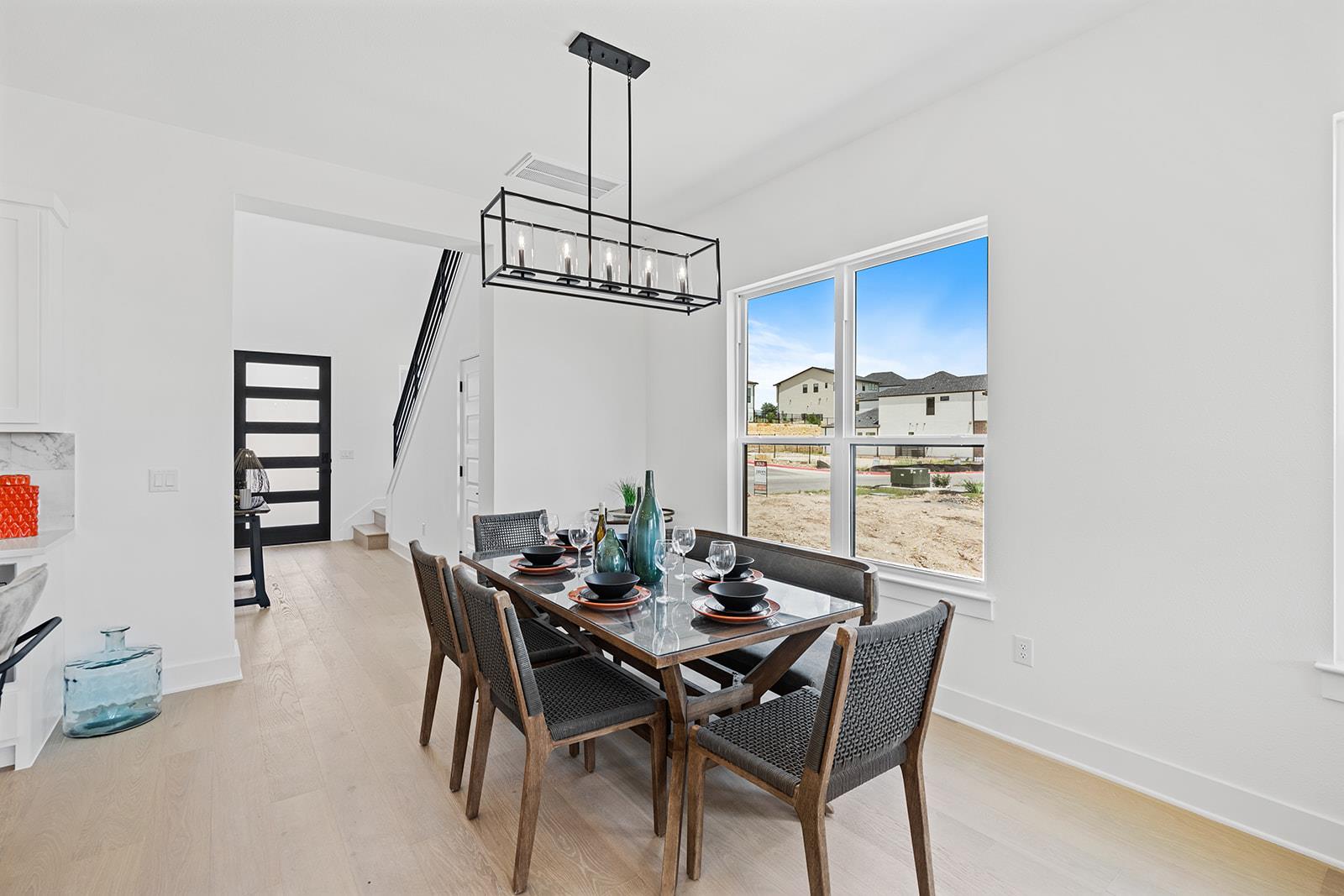 604 Grapeleaf Dr, Lakeway, TX 78738