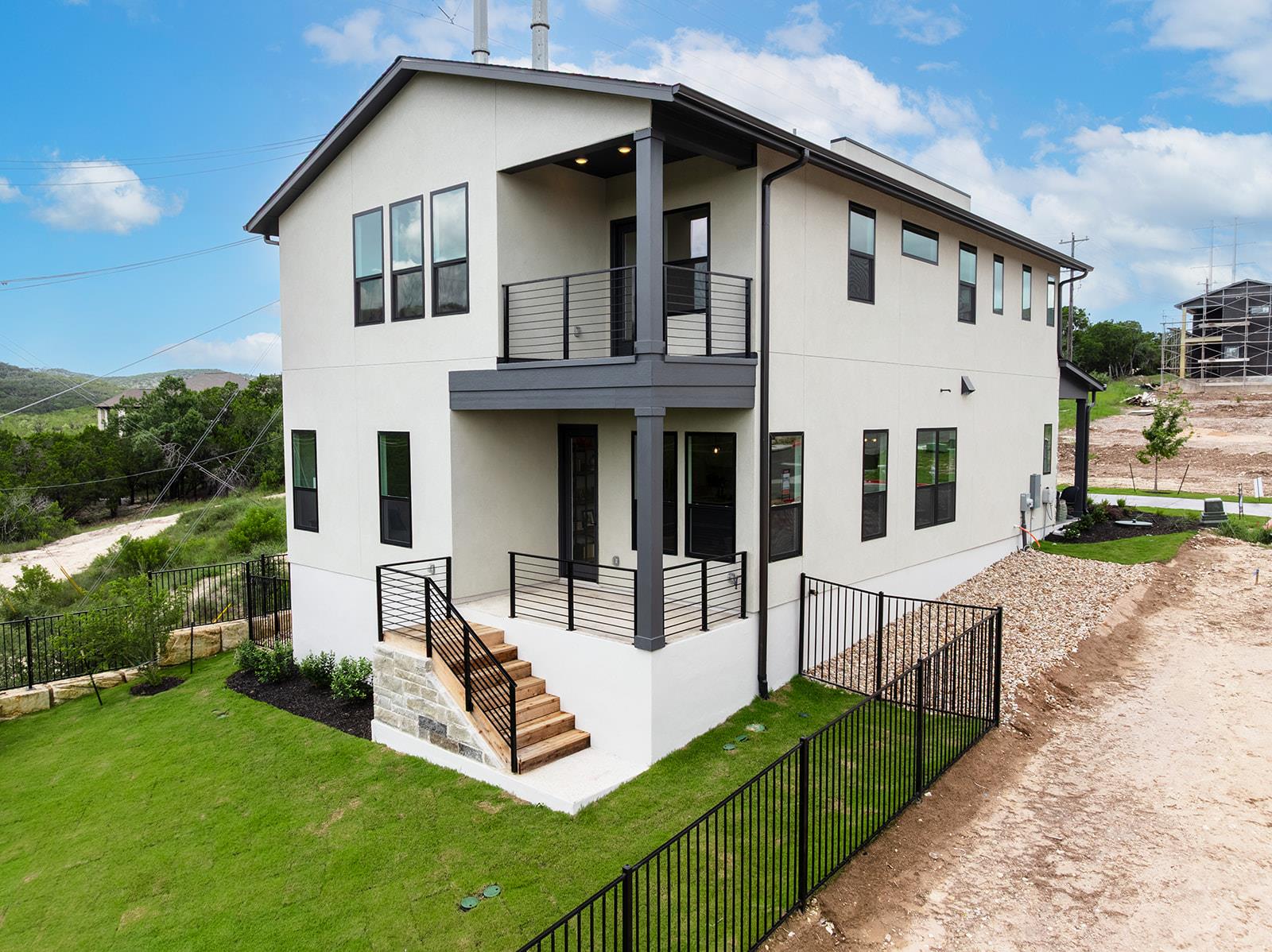 604 Grapeleaf Dr, Lakeway, TX 78738