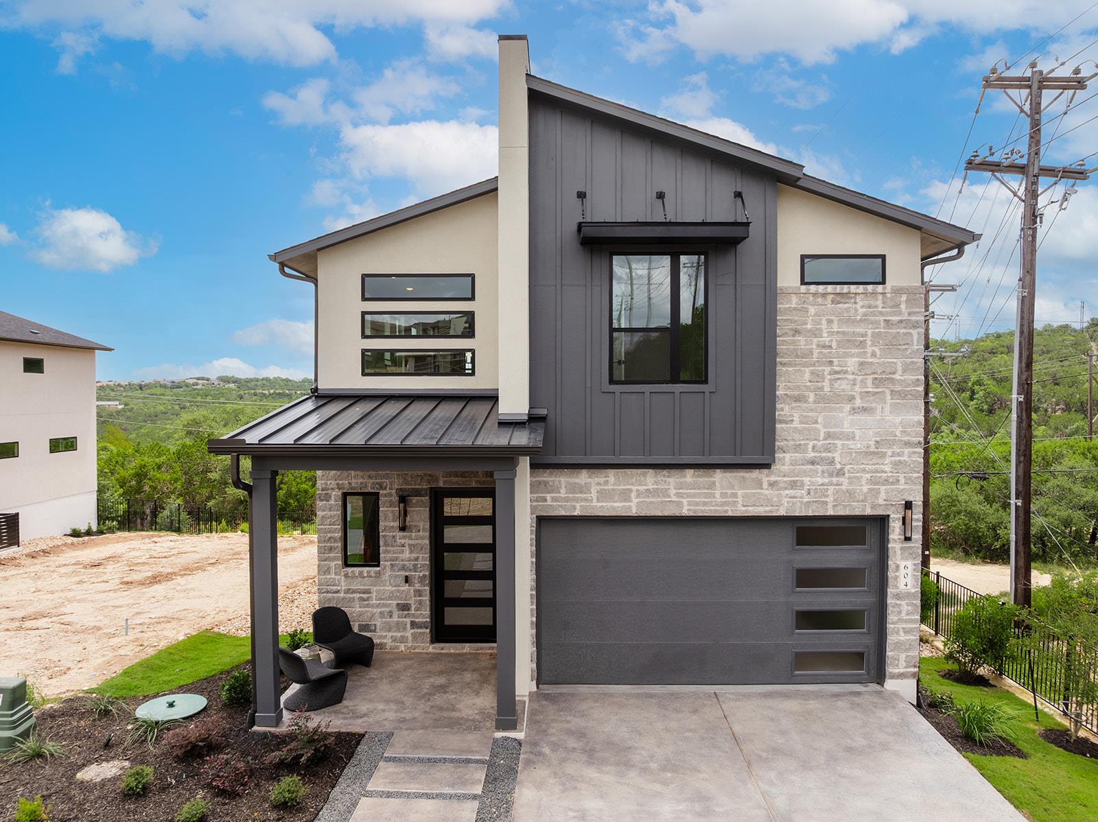 604 Grapeleaf Dr, Lakeway, TX 78738