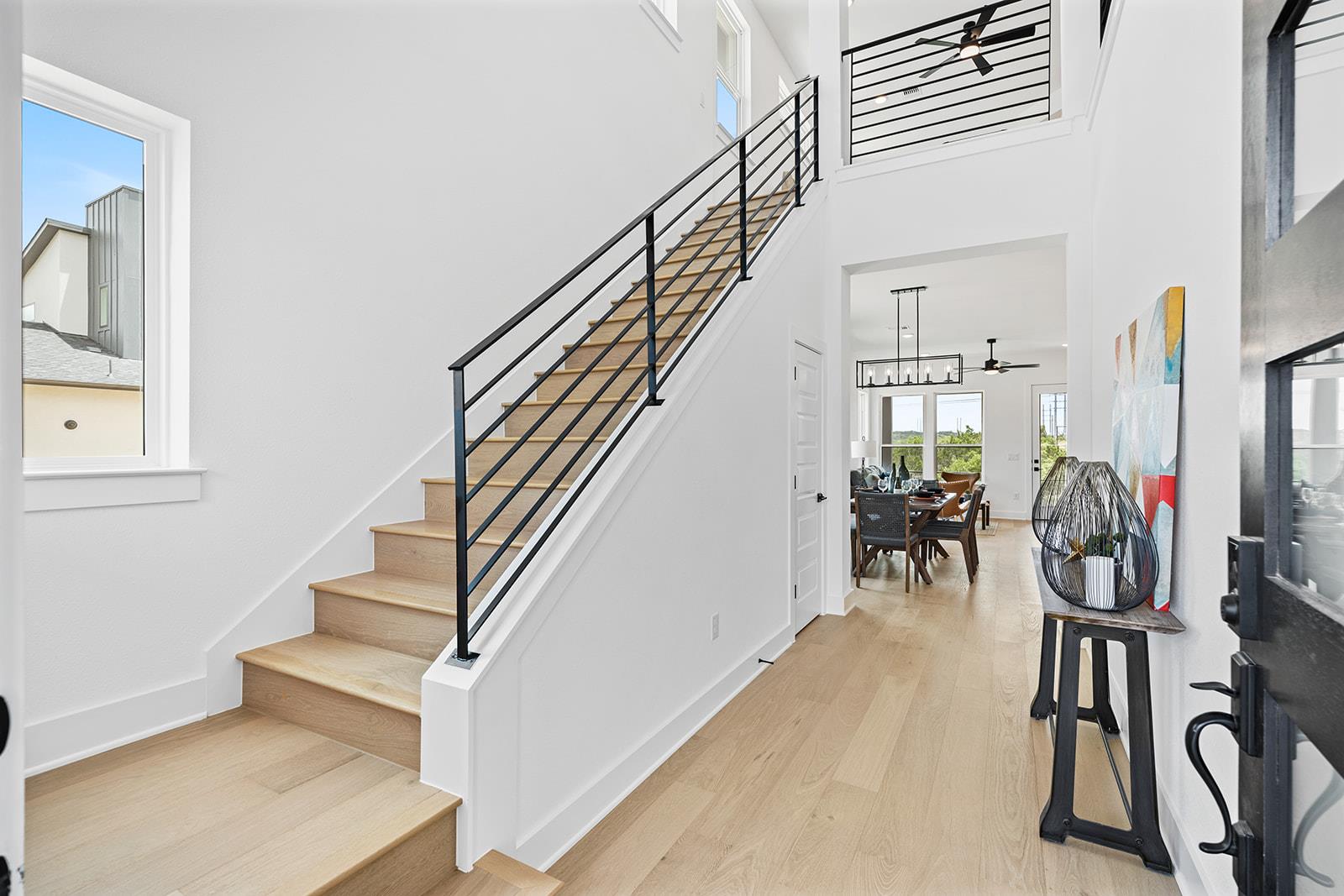 604 Grapeleaf Dr, Lakeway, TX 78738