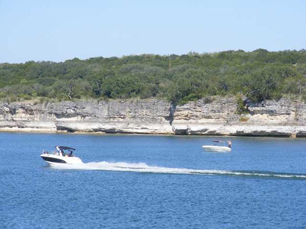 4209 Rock Canyon Cv, Marble Falls, TX 78654