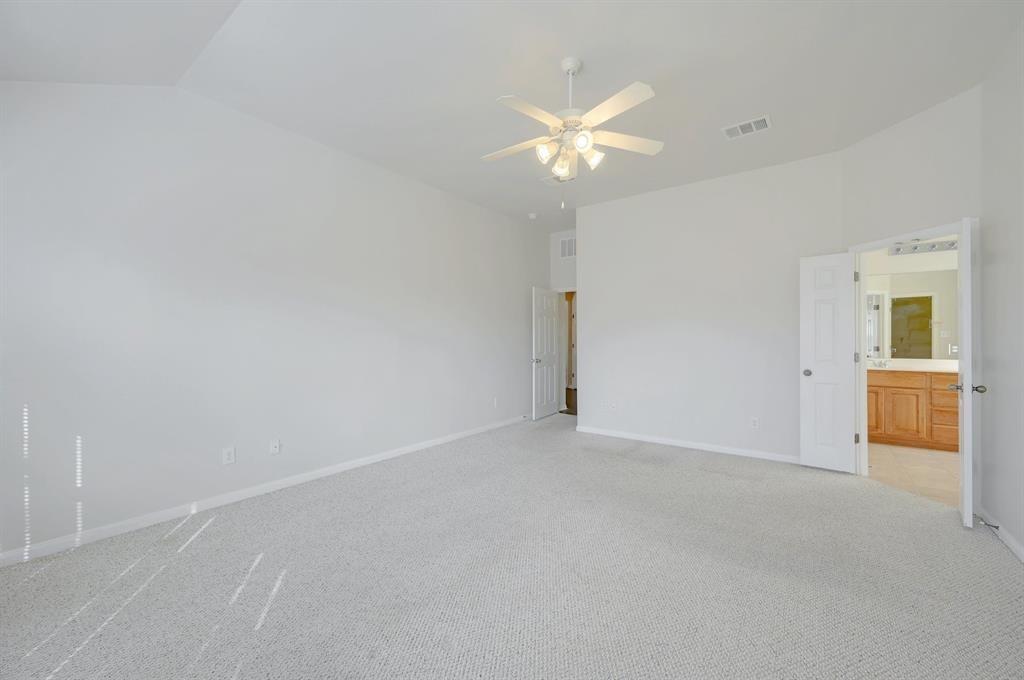 917 Old Wick Castle Way, Pflugerville, TX 78660