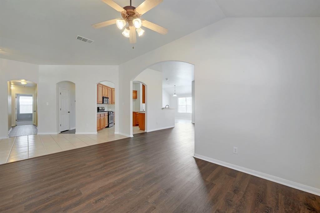 917 Old Wick Castle Way, Pflugerville, TX 78660