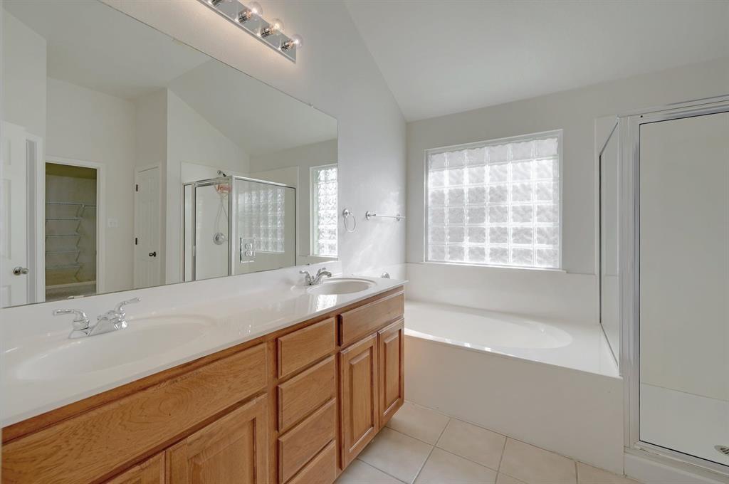 917 Old Wick Castle Way, Pflugerville, TX 78660