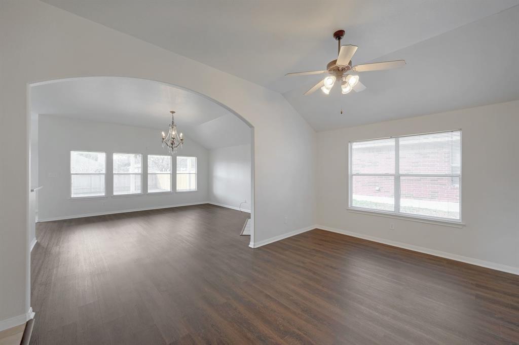 917 Old Wick Castle Way, Pflugerville, TX 78660