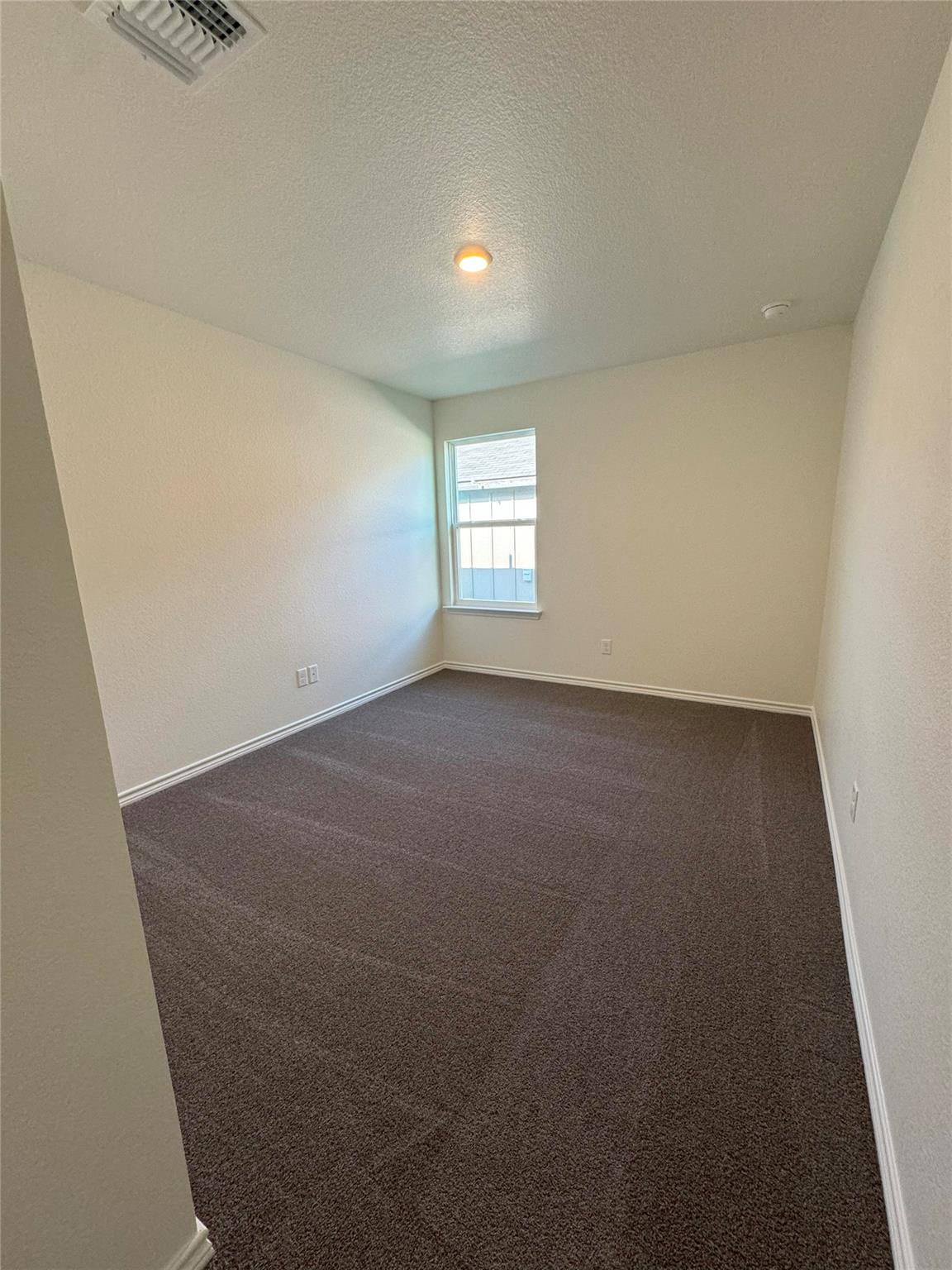 501 Double Vision Rd, Jarrell, TX 76537