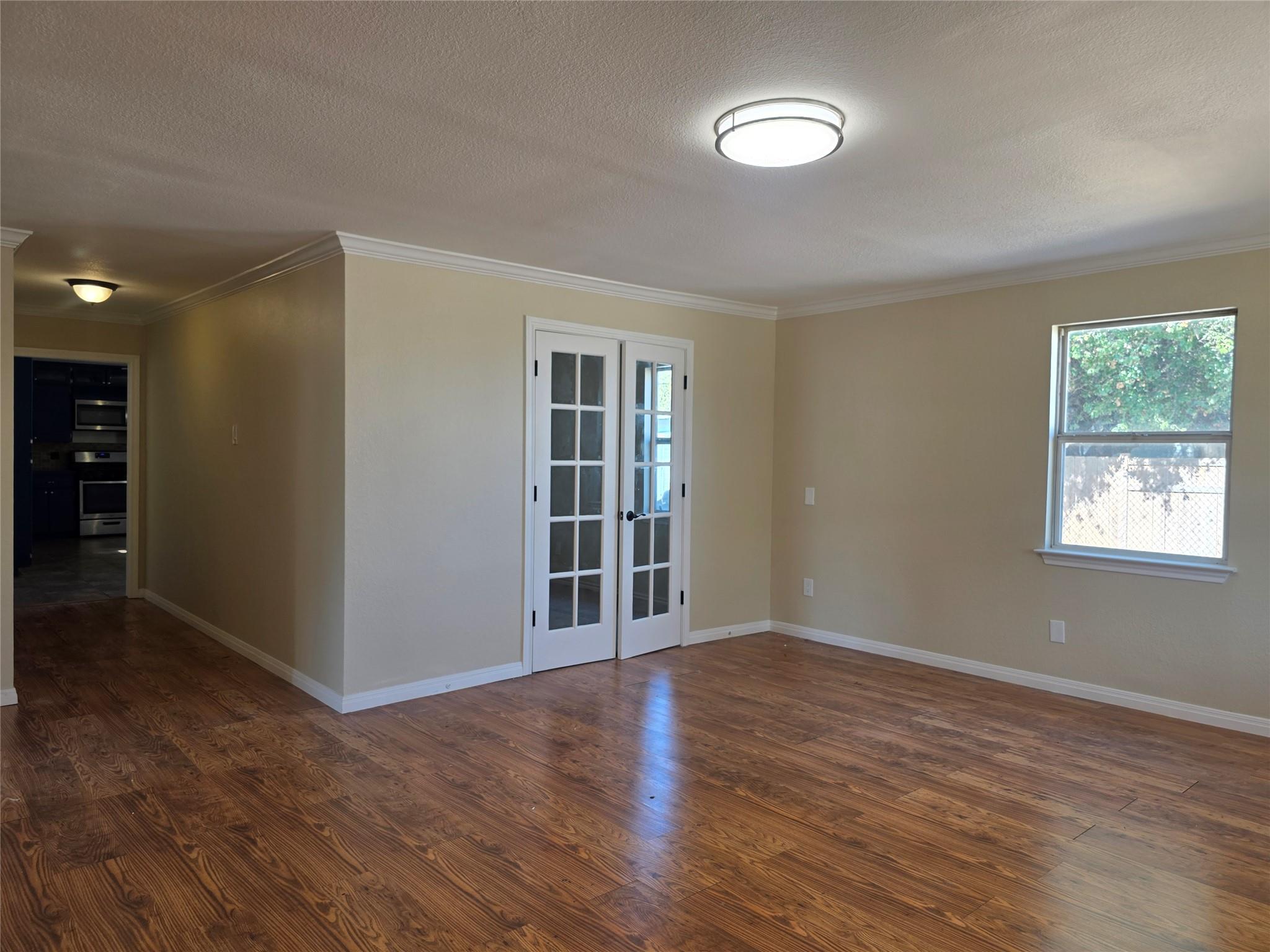 3106 Fallwell Ln, Del Valle, TX 78617