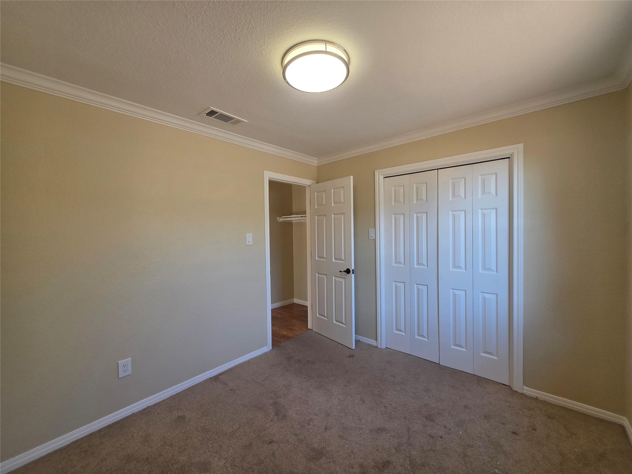 3106 Fallwell Ln, Del Valle, TX 78617