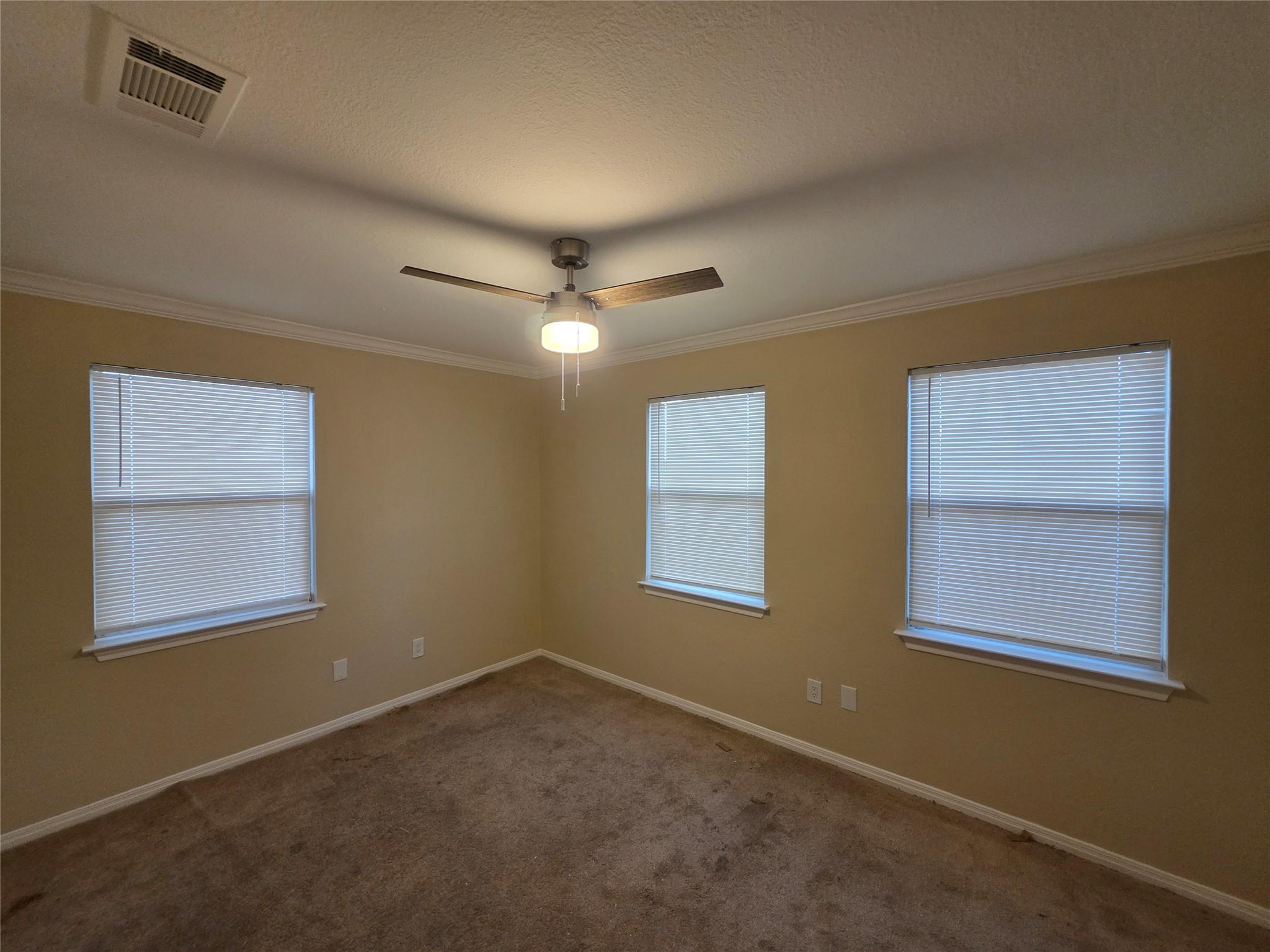 3106 Fallwell Ln, Del Valle, TX 78617