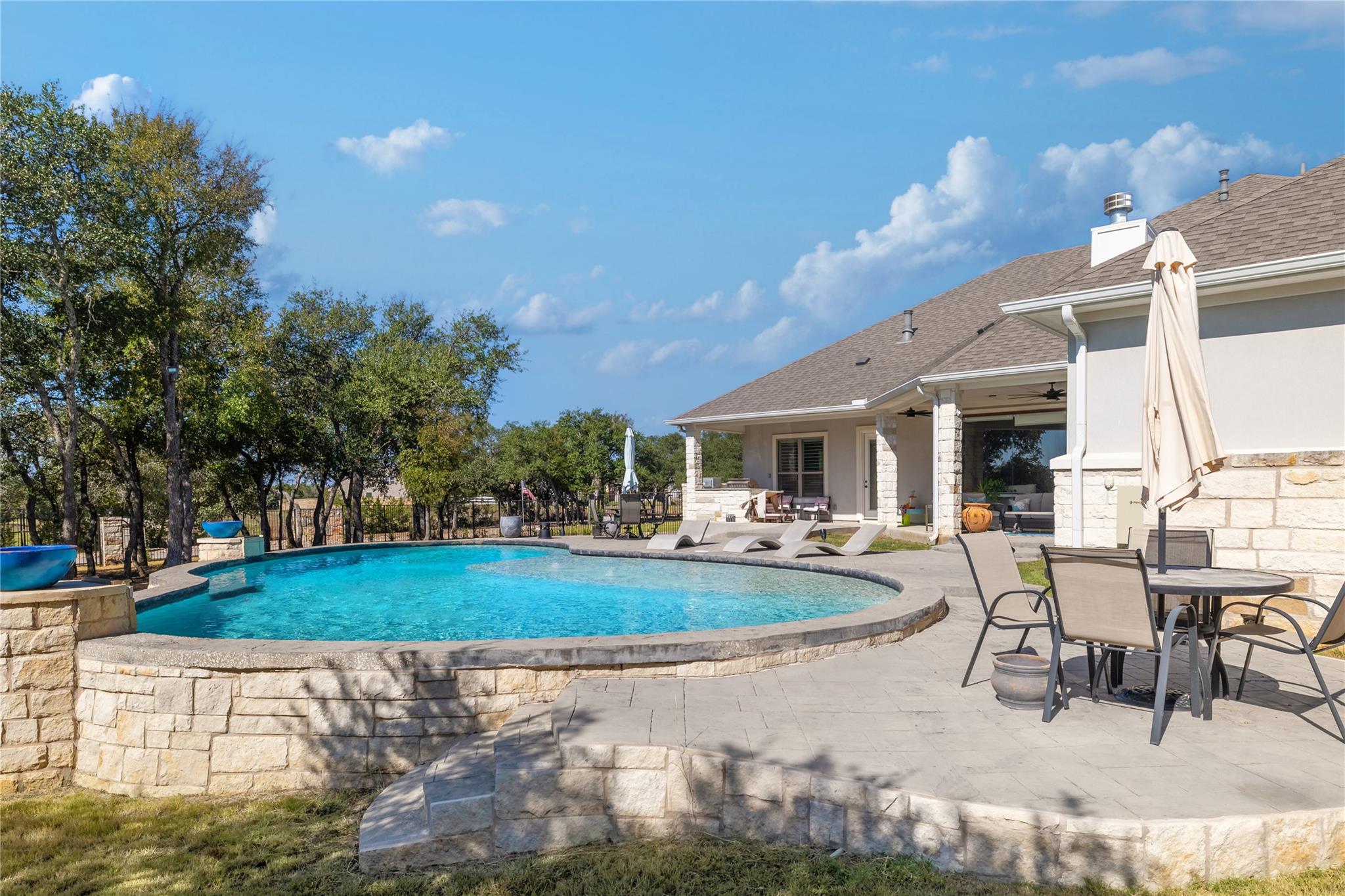 200 Somerset Hills Dr, Georgetown, TX 78633