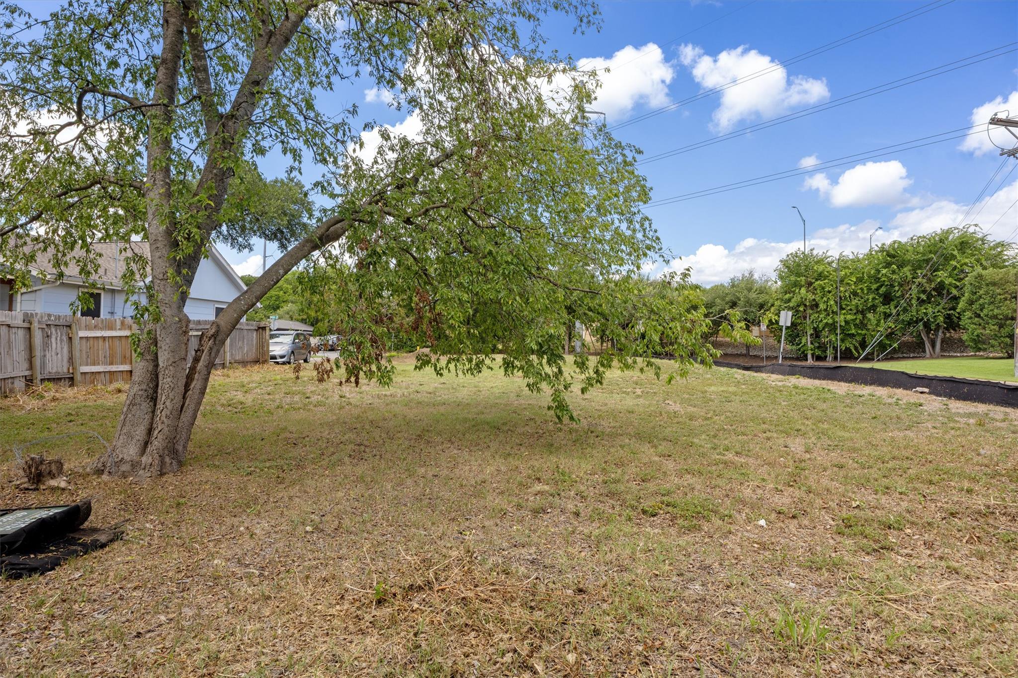 1810 Mohle Dr, Austin, TX 78703