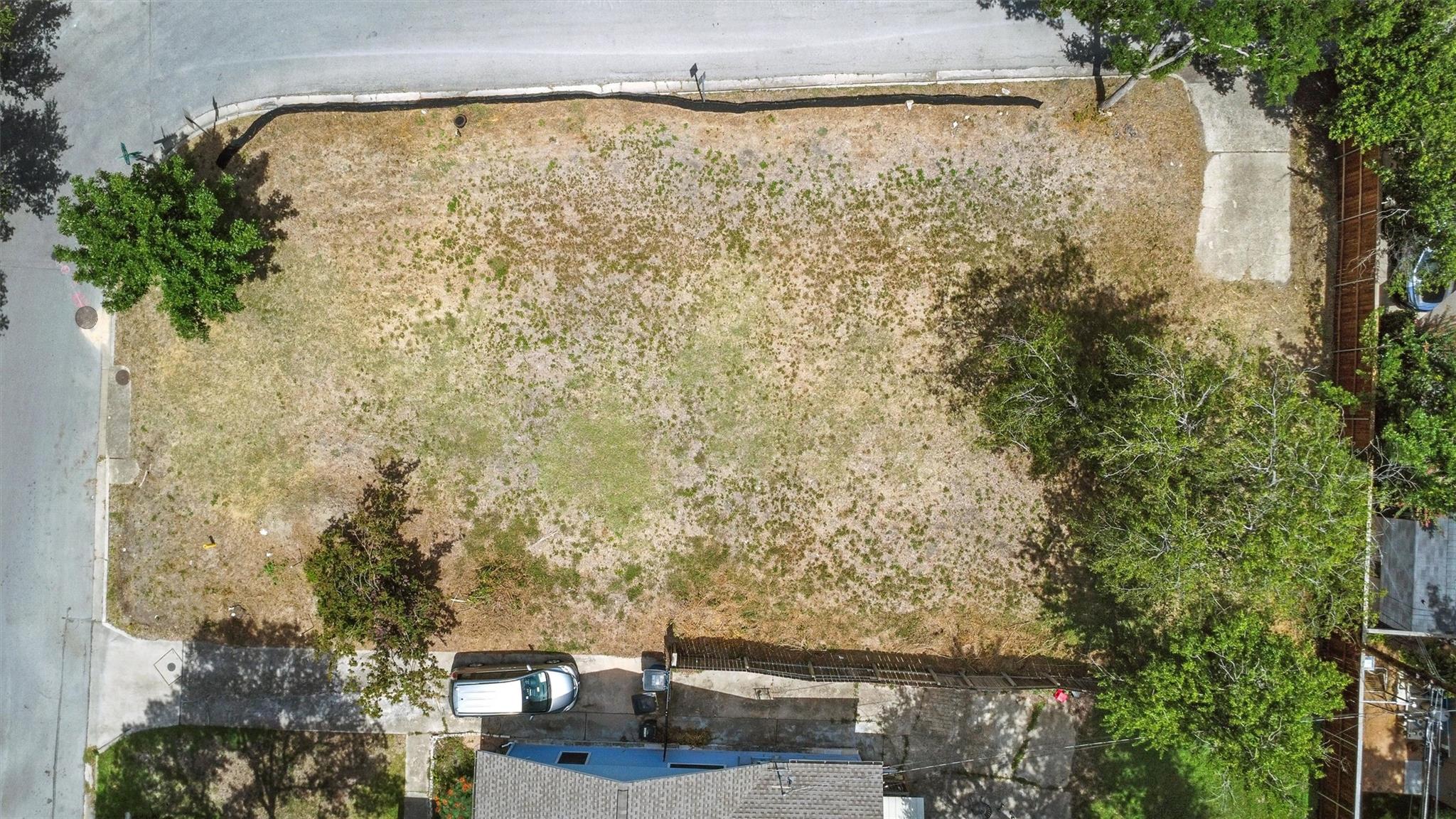 1810 Mohle Dr, Austin, TX 78703