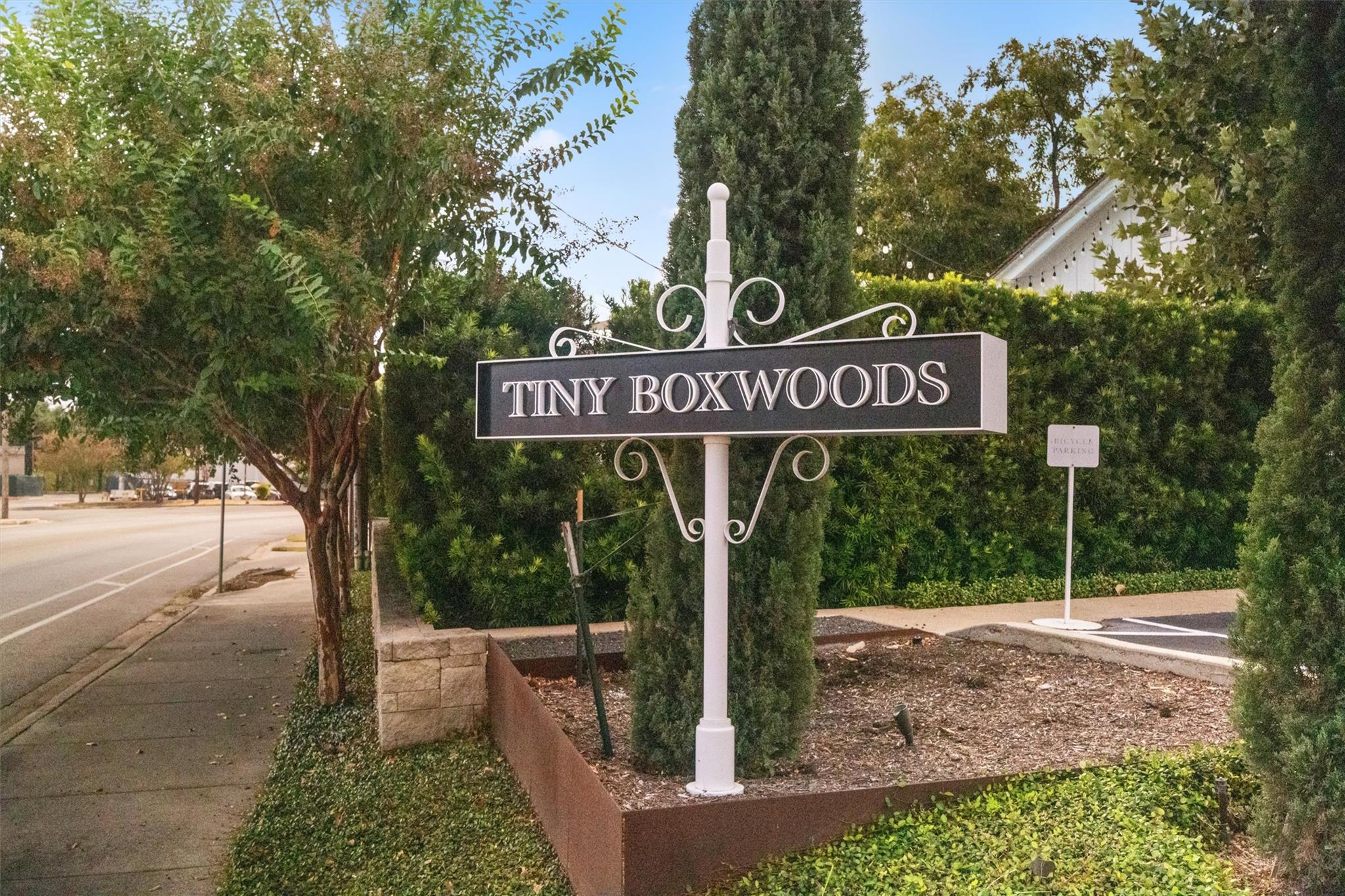 1810 Mohle Dr, Austin, TX 78703