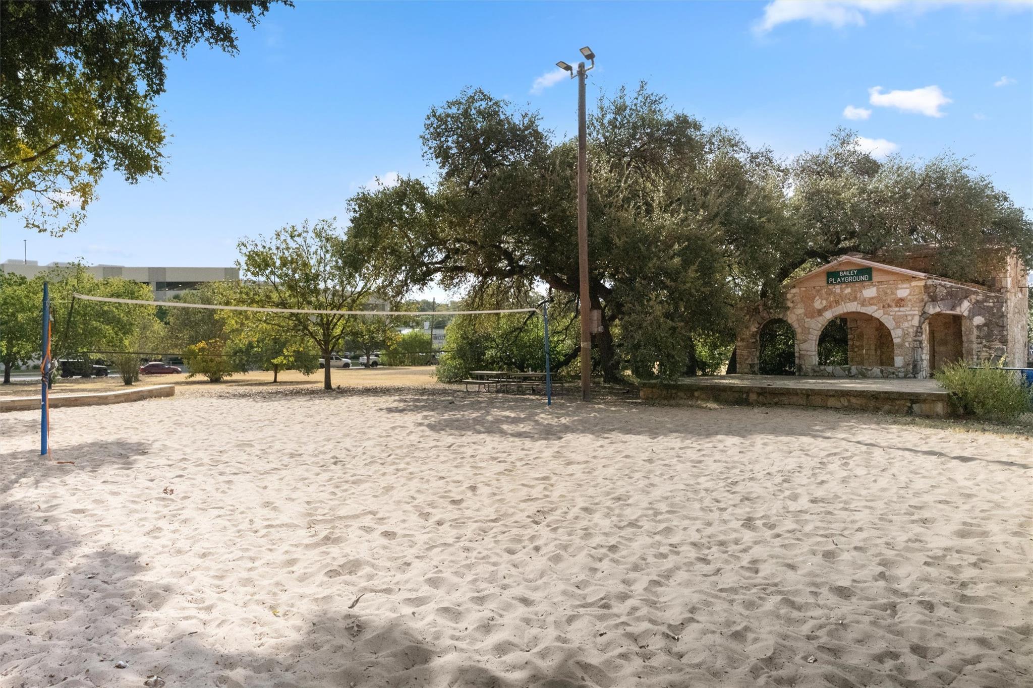 1810 Mohle Dr, Austin, TX 78703