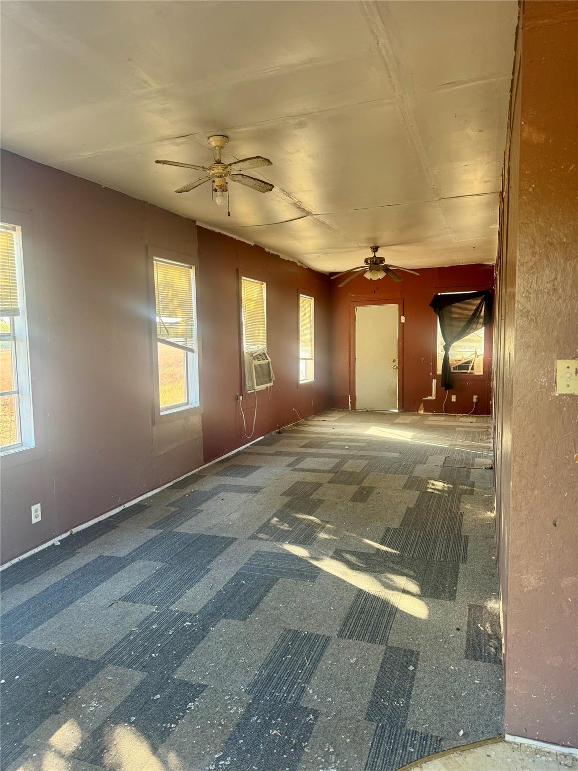 000 S Carter Ave, Cuero, TX 77994