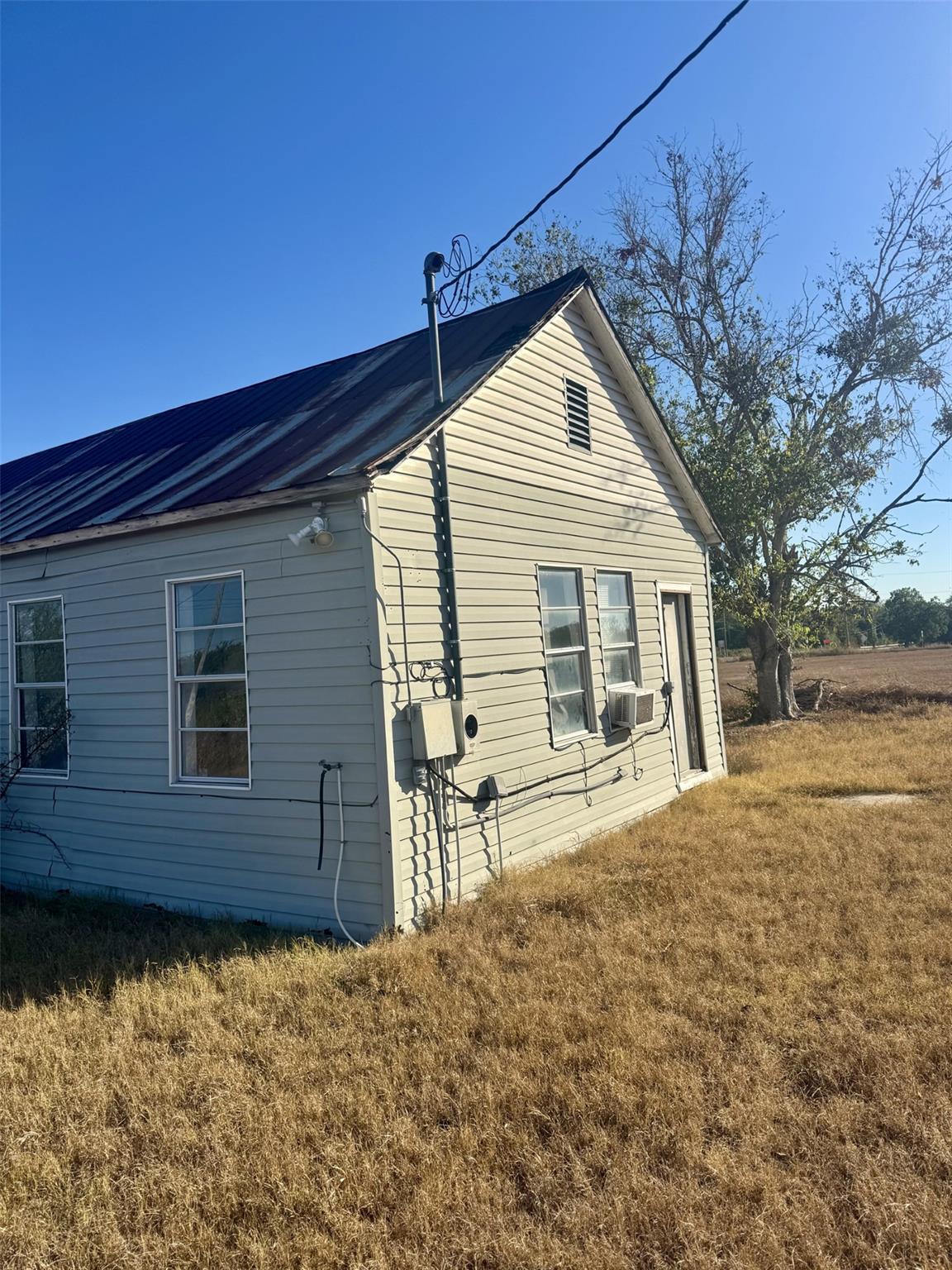 000 S Carter Ave, Cuero, TX 77994