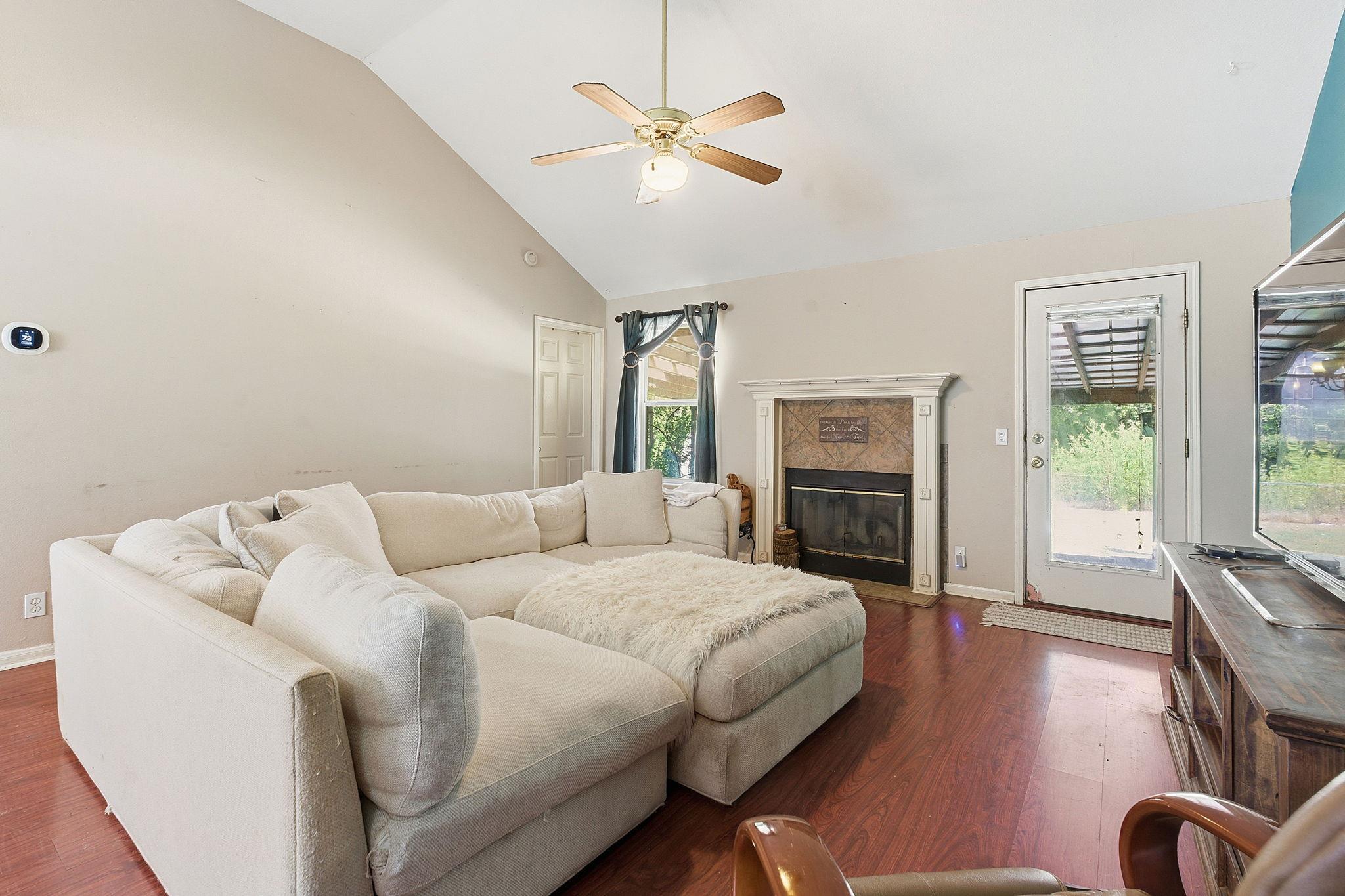 2000 Rendova Ln, Pflugerville, TX 78660