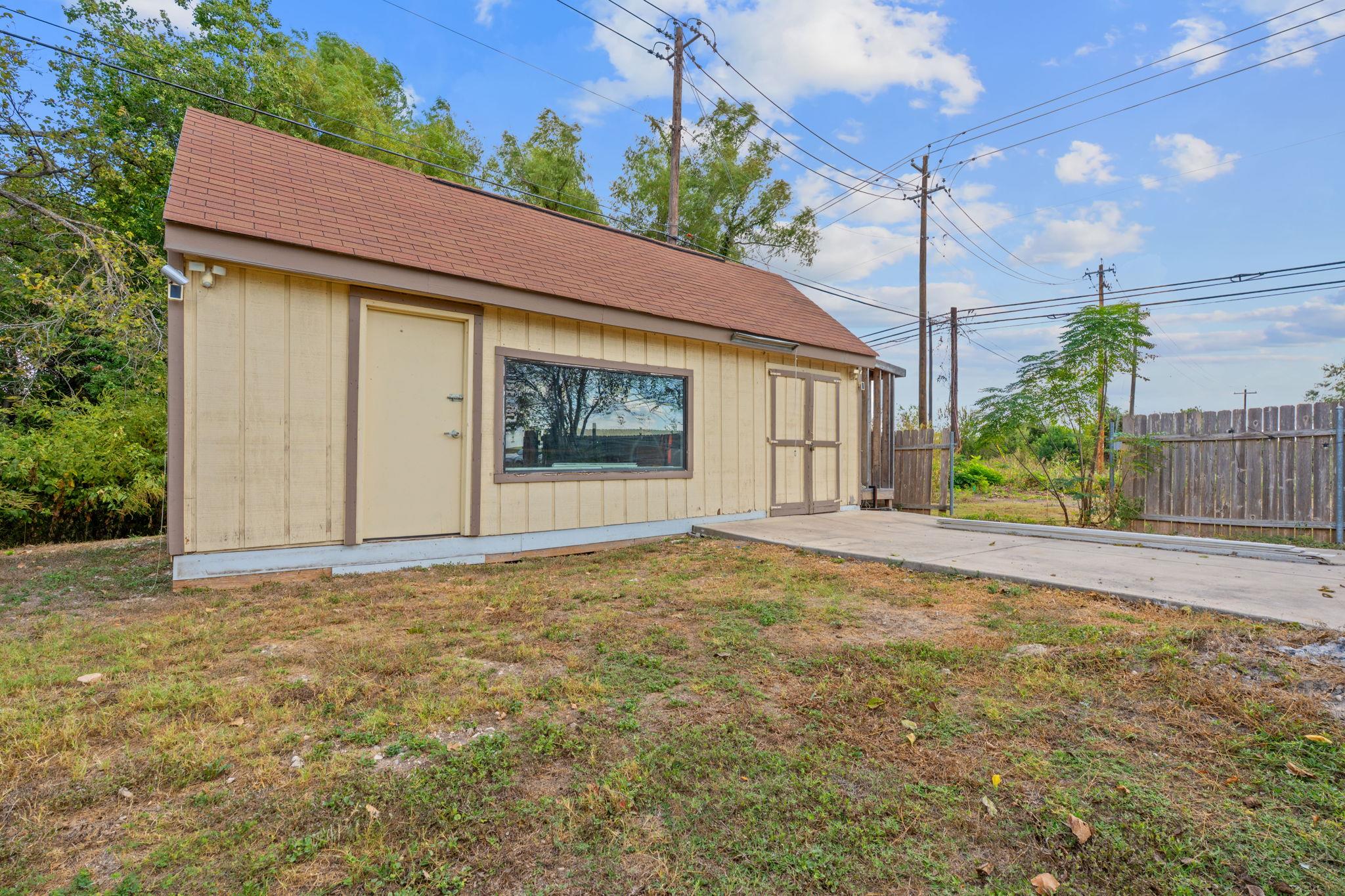 2000 Rendova Ln, Pflugerville, TX 78660