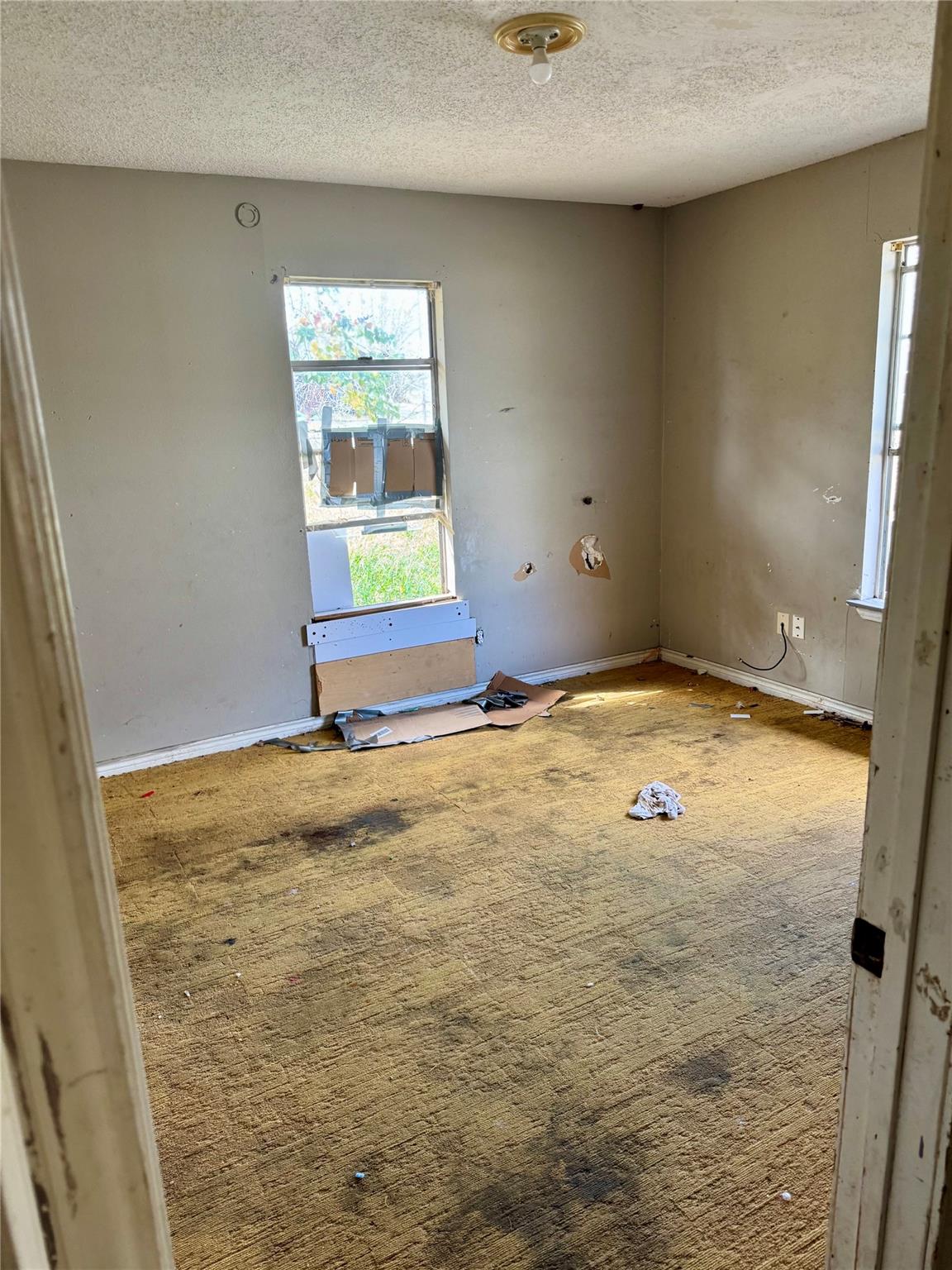 117 Charles St, Cuero, TX 77954