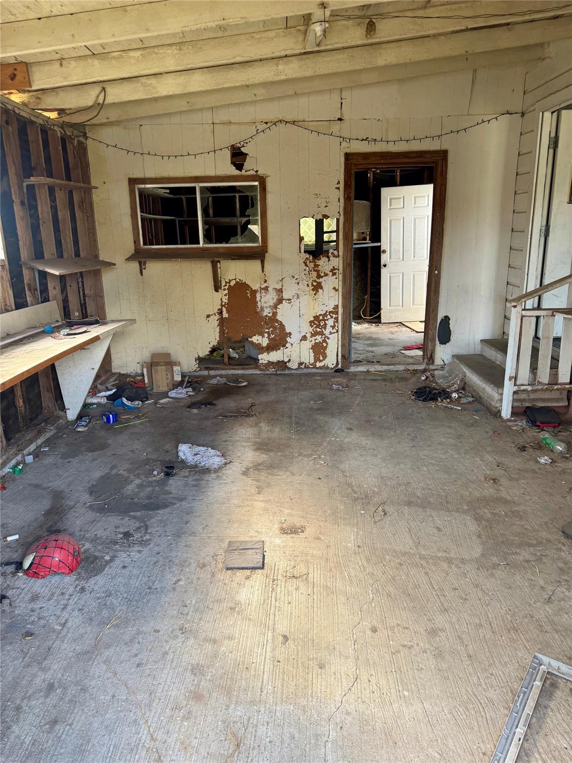 117 Charles St, Cuero, TX 77954