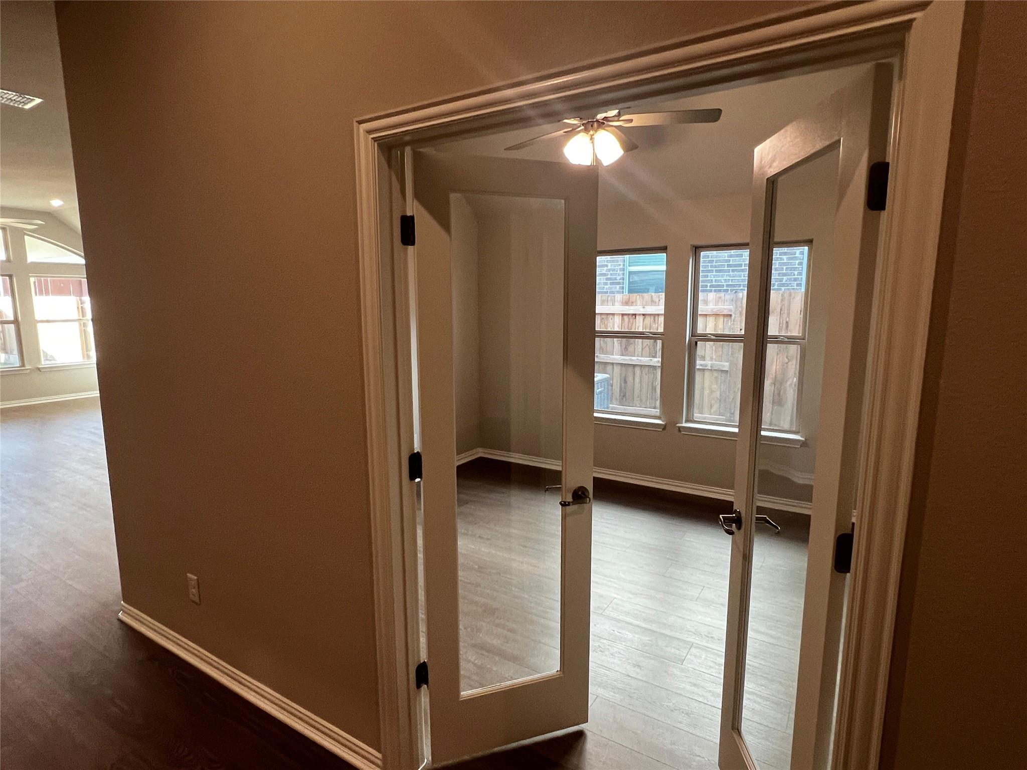 611 Durian Loop, Buda, TX 78610